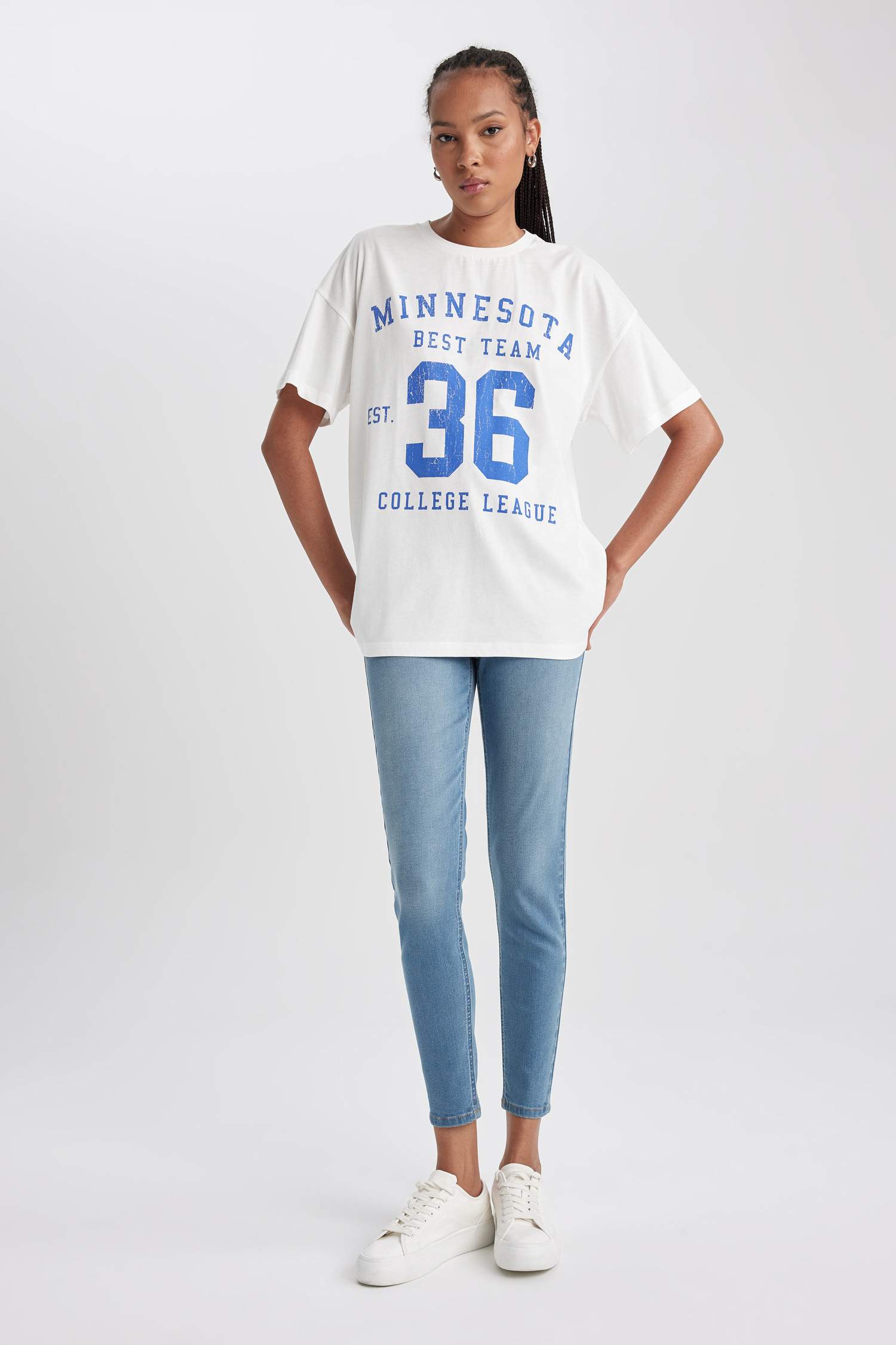 تيشيرت نص ردن اوفر سايز بياخة مستديرة