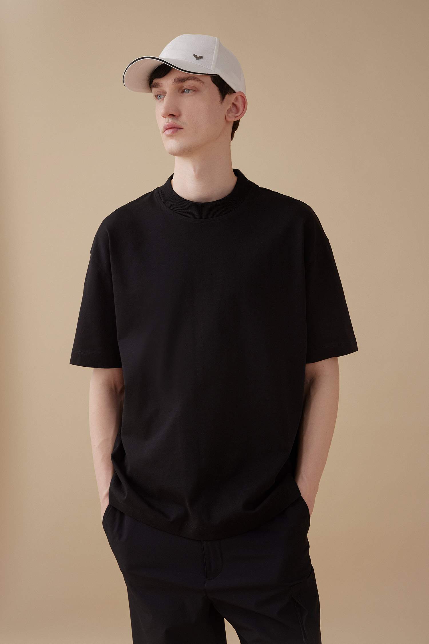 Oversize Fit Crew Neck Short Sleeve T-Shirt