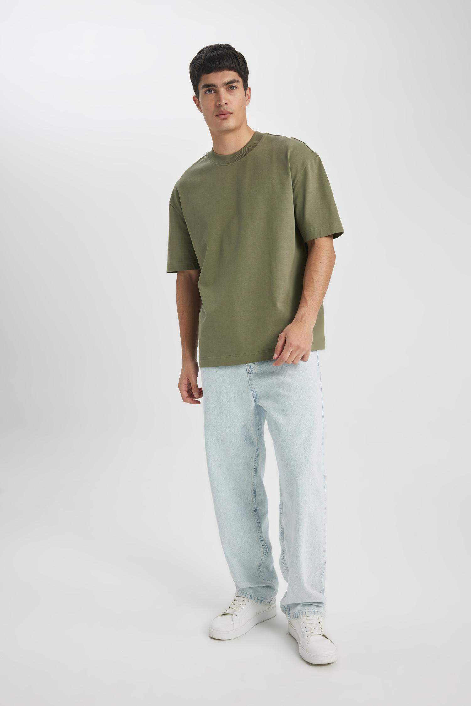 Oversize Fit Crew Neck Short Sleeve T-Shirt