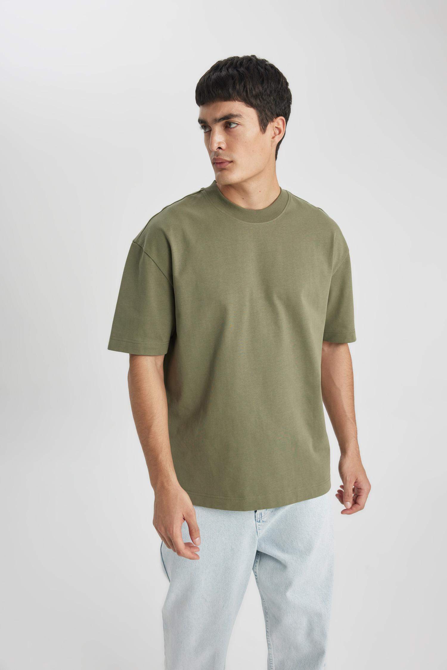 Oversize Fit Crew Neck Short Sleeve T-Shirt