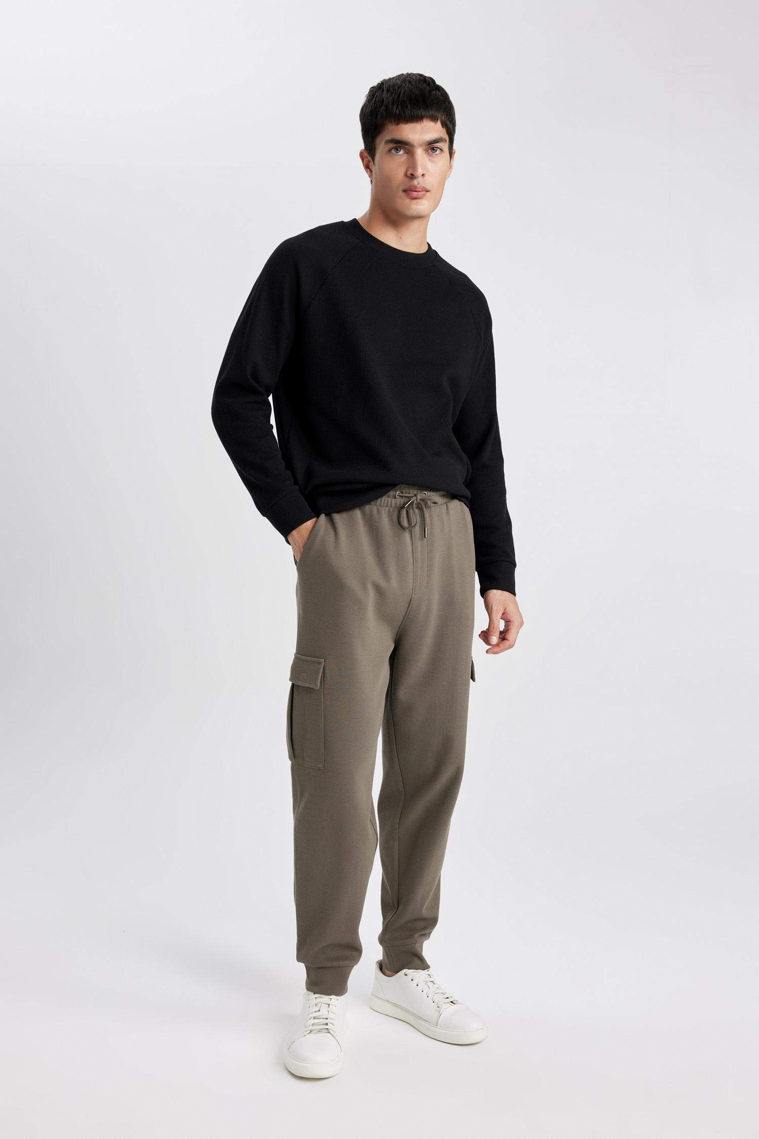 Oversize Fit Cargo Sweatpants