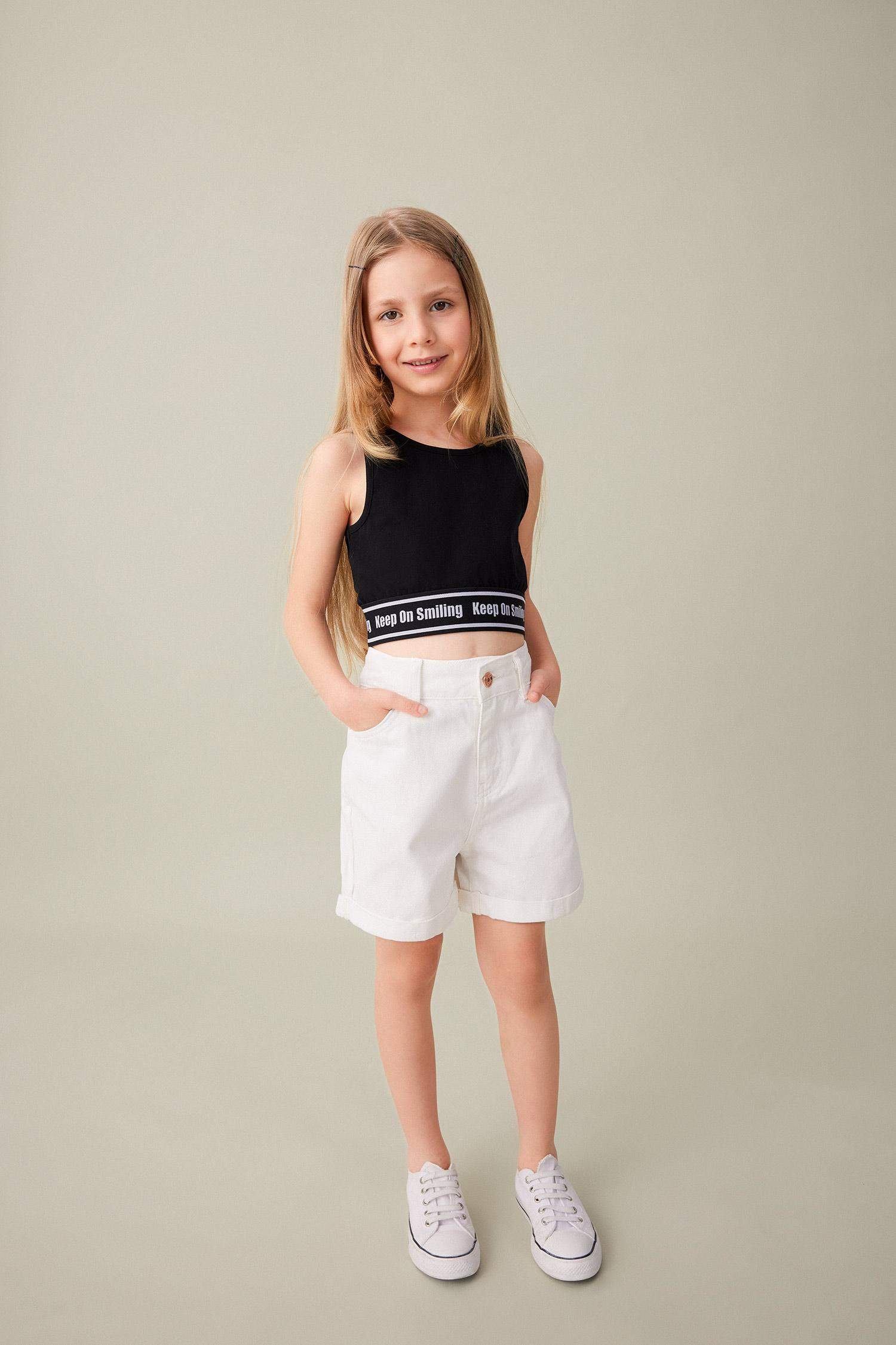 شورت جينز بناتي وايد ليج