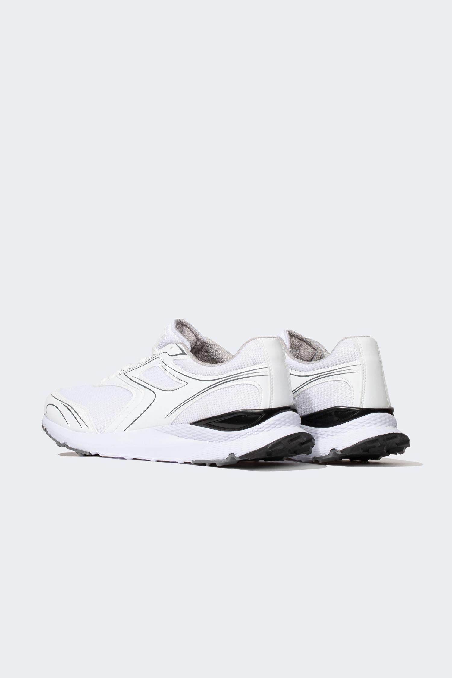 Man Serrated Sole Sport shoes