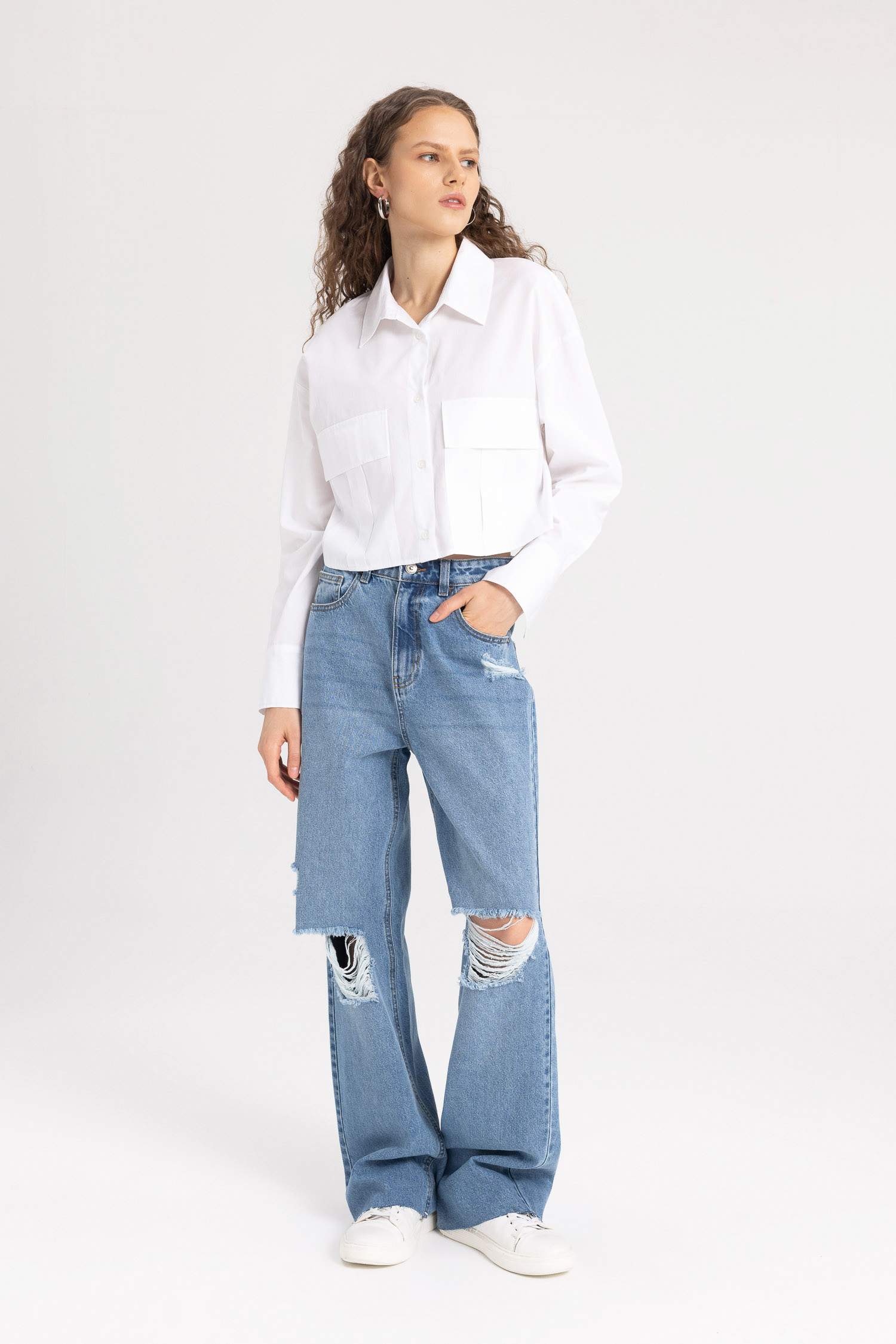 سروال جينز برجل واسع واسع وخصر عالي