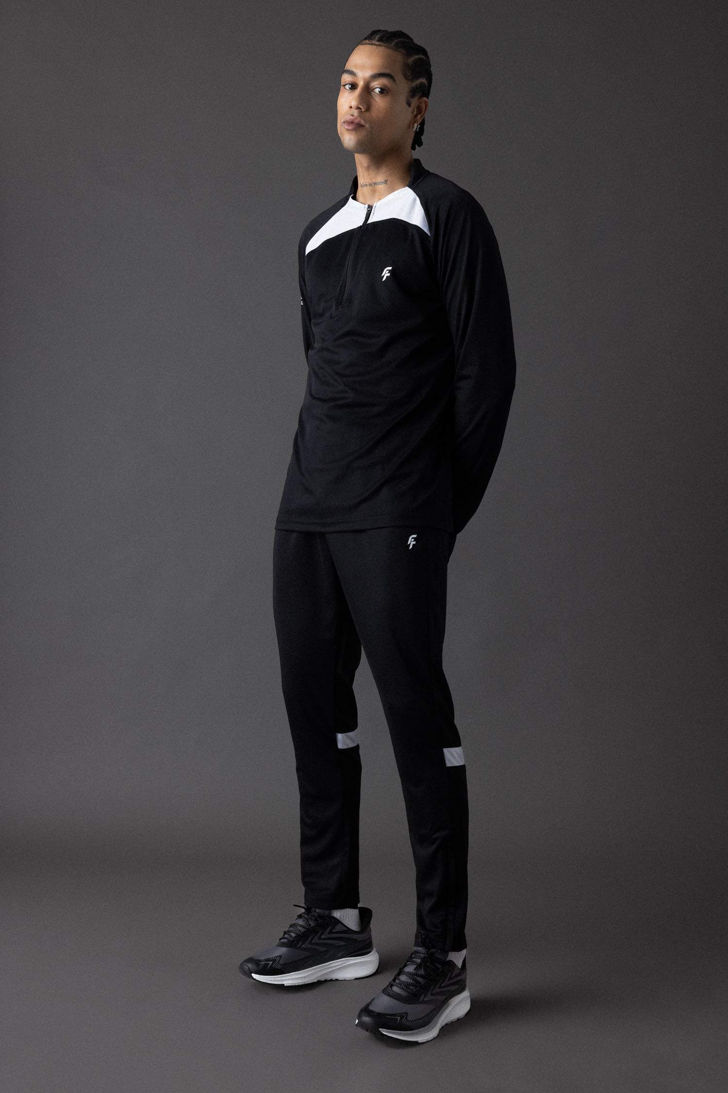 Slim Fit Dar Kesim Dik Yaka Fermuarlı Baskılı Ağır Kumaş Sporcu Sweatshirt