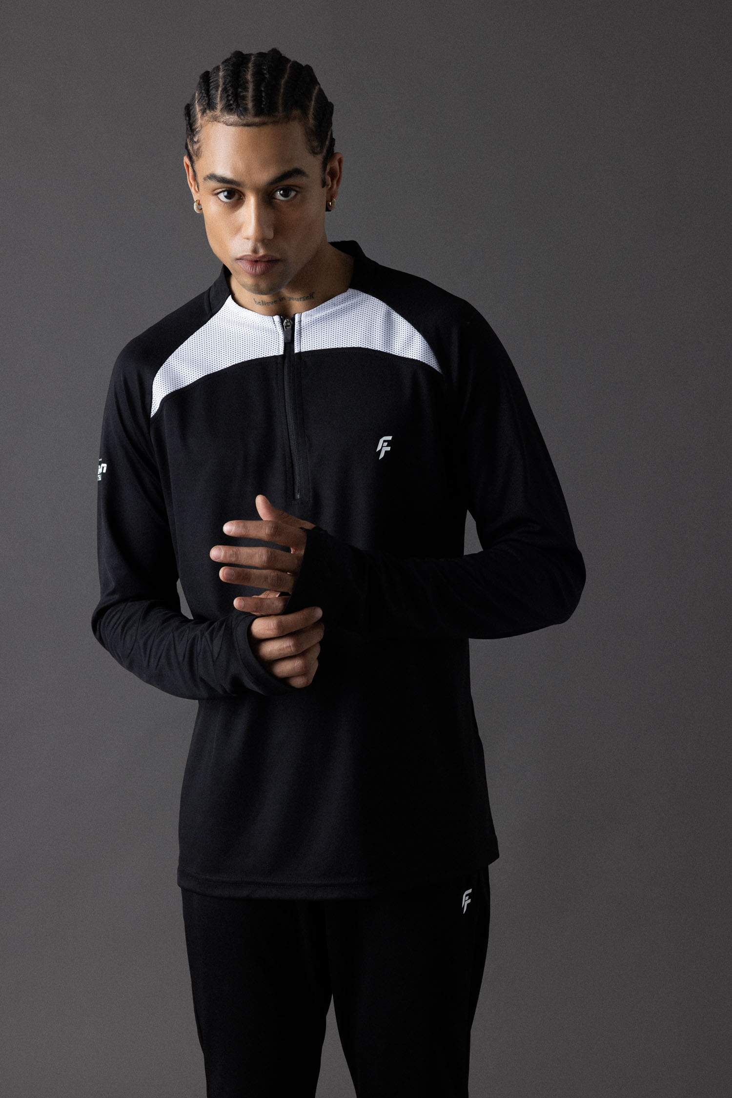 Slim Fit Dar Kesim Dik Yaka Fermuarlı Baskılı Ağır Kumaş Sporcu Sweatshirt