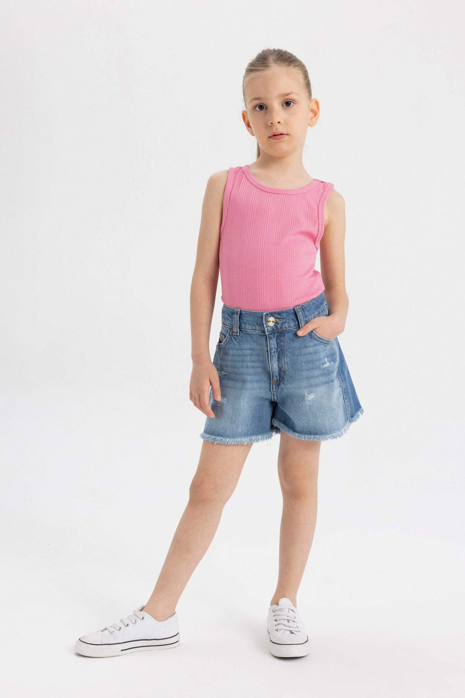 شورت جينز قصير بناتي