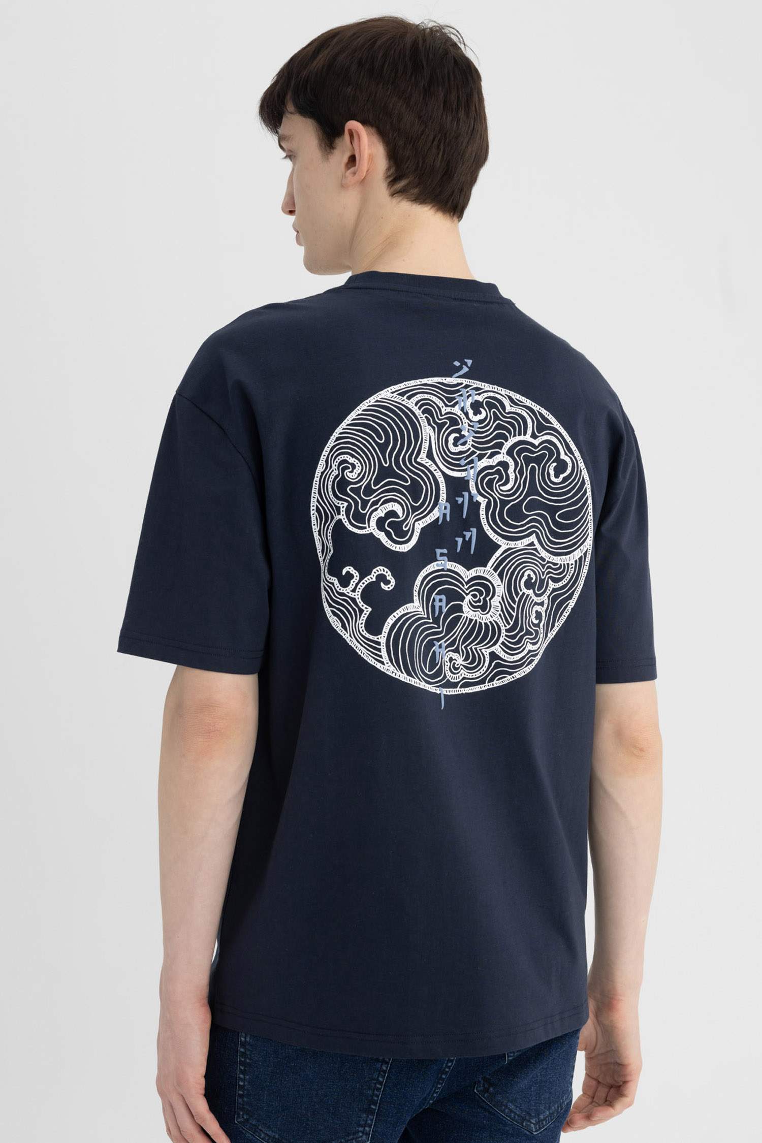 تيشيرت نص ردن جيرسي قصة مريحة بياخة مستديرة