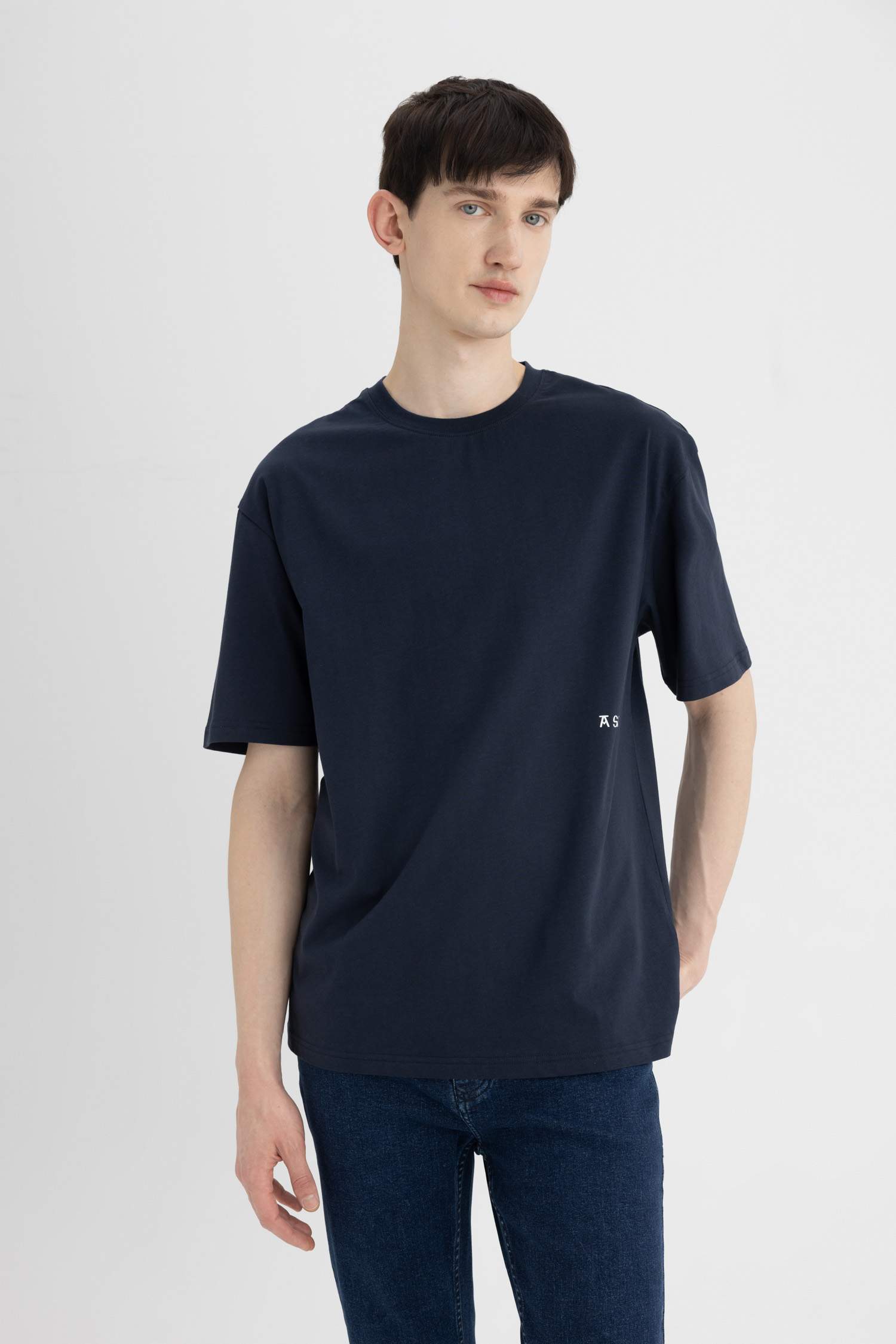 تيشيرت نص ردن جيرسي قصة مريحة بياخة مستديرة