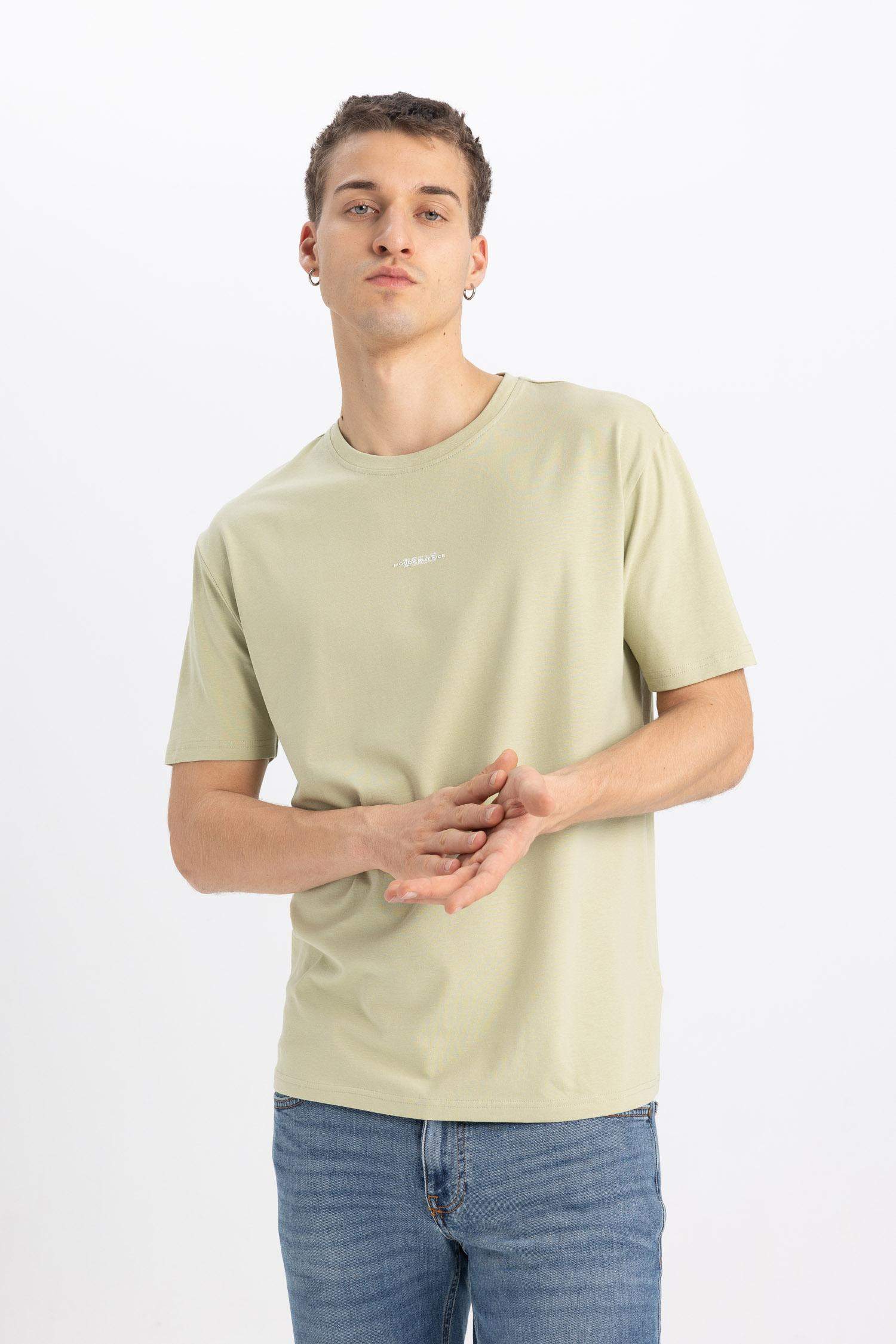 تيشيرت مطبوع قصة عادية بياخة مستديرة