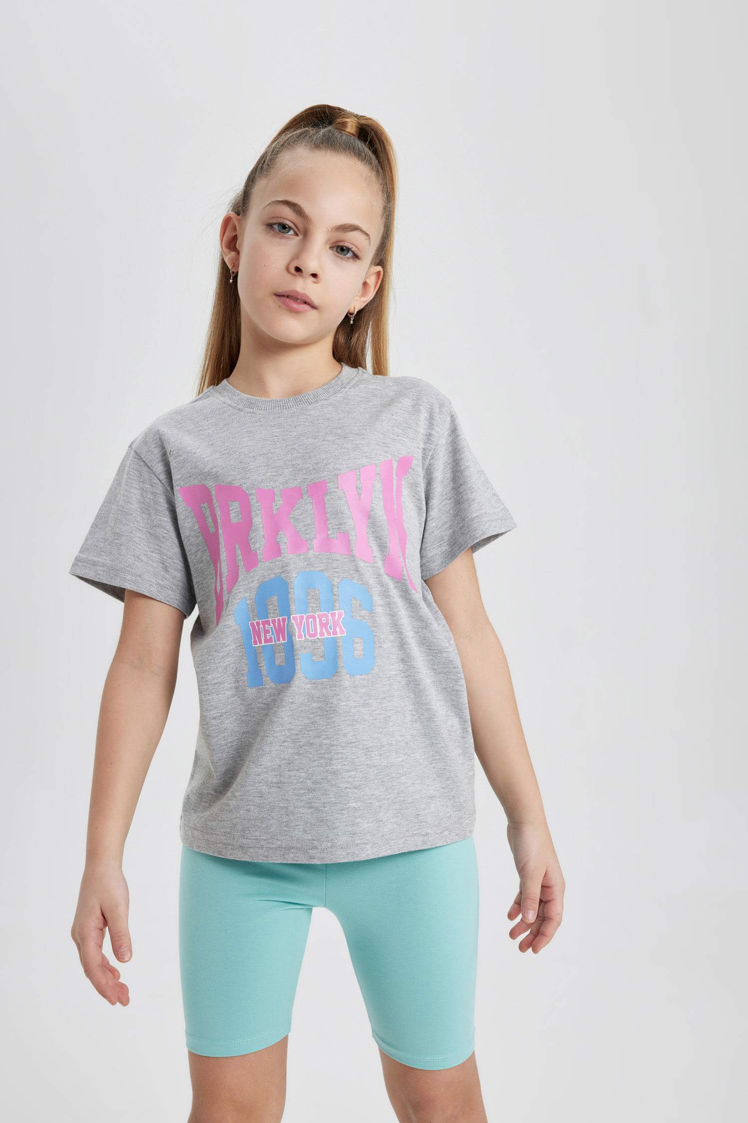 Girl Slogan Printed Short Sleeve T-Shirt
