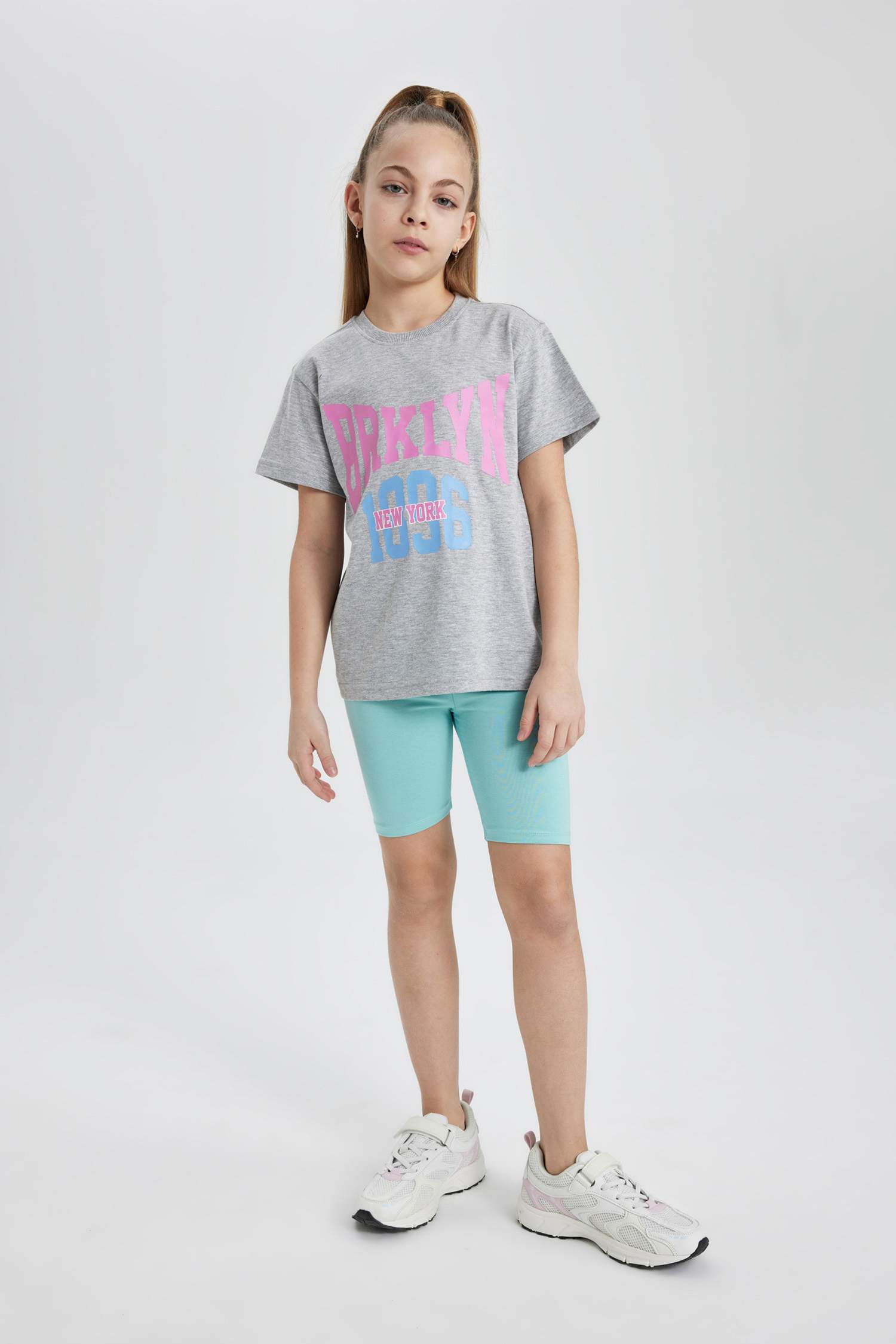 Girl Slogan Printed Short Sleeve T-Shirt