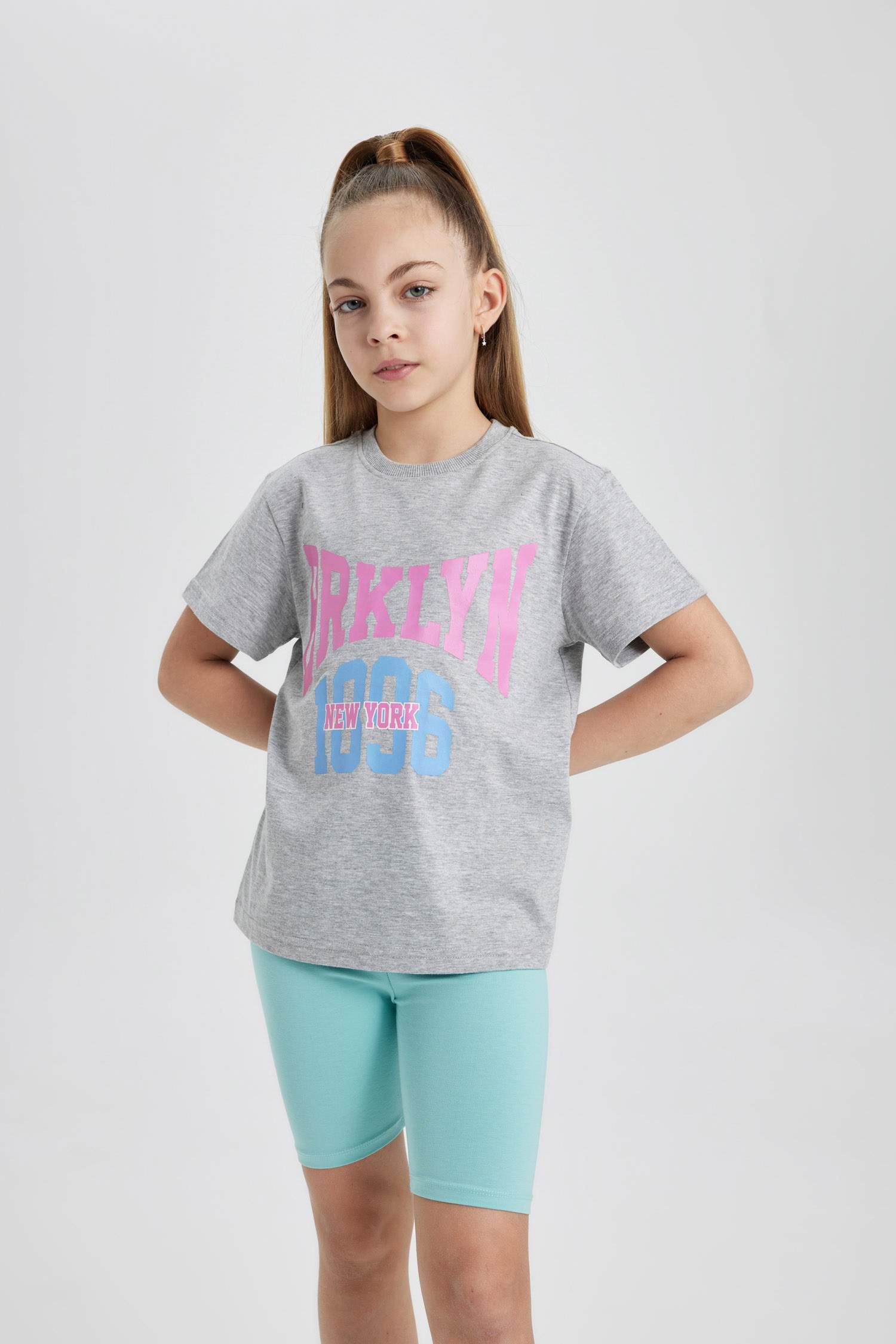 Girl Slogan Printed Short Sleeve T-Shirt