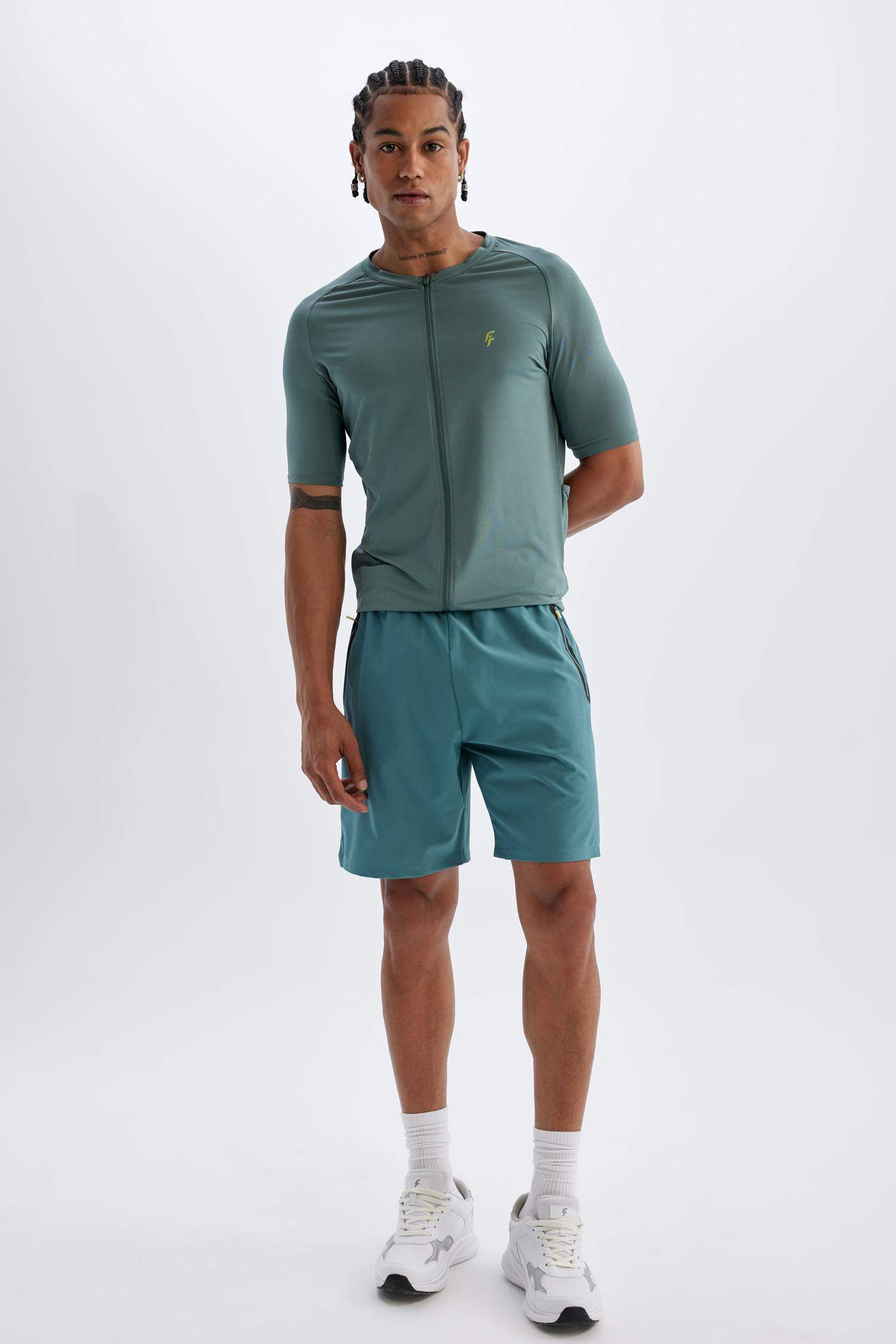 DeFactoFit Slim Fit High Collar Heavy Fabric T-Shirt