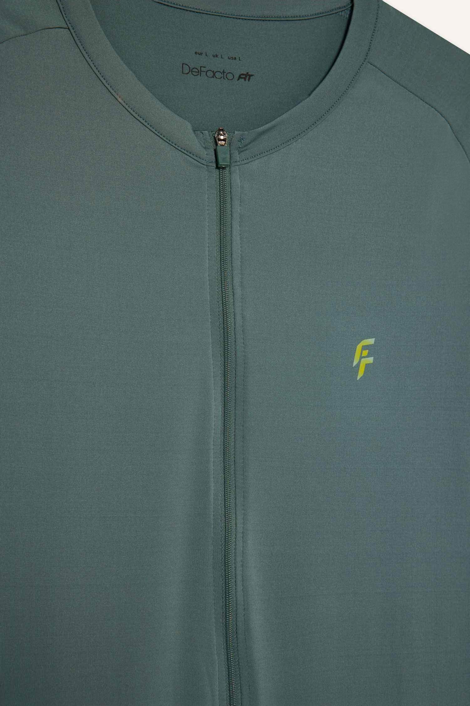 DeFactoFit Slim Fit High Collar Heavy Fabric T-Shirt