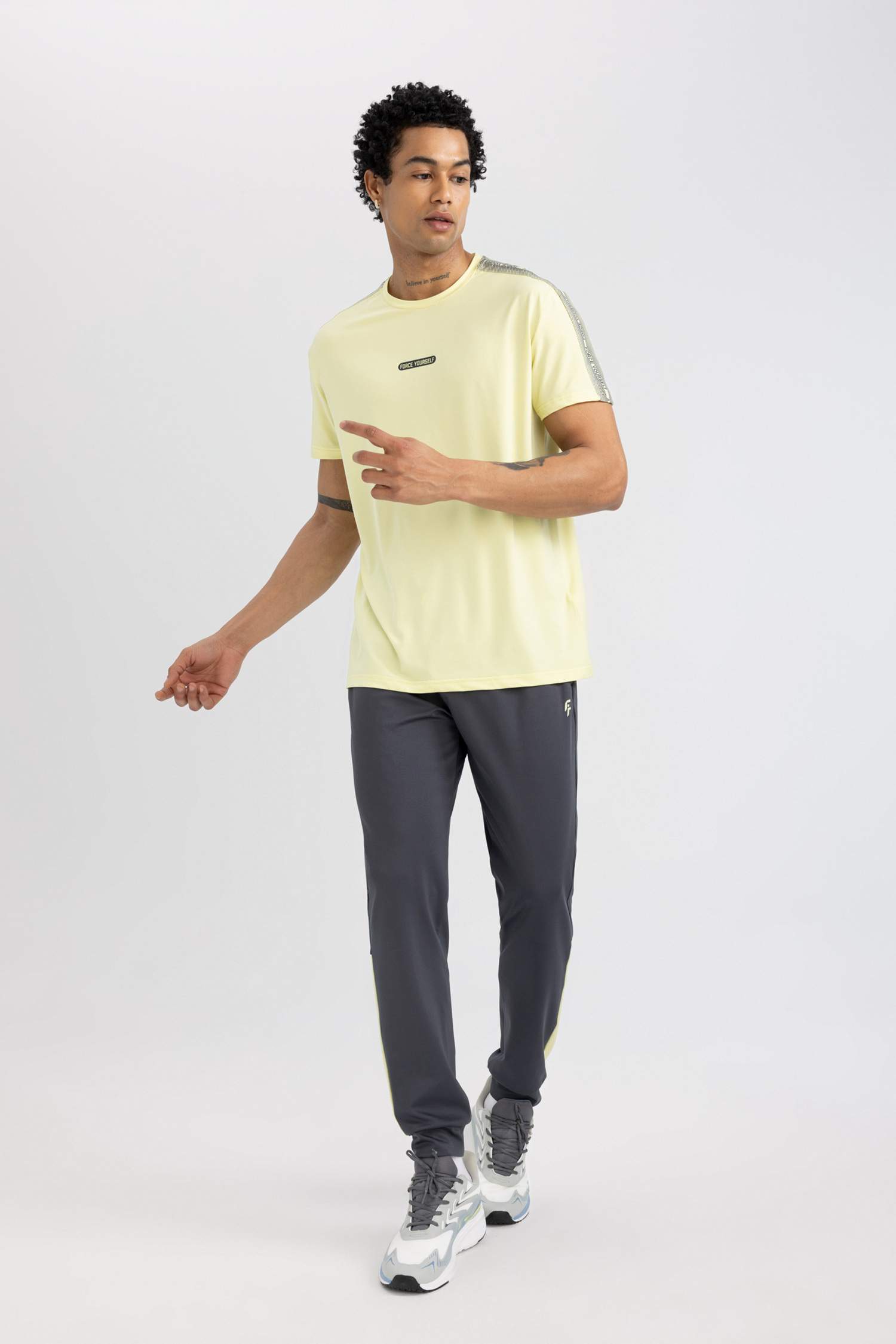 DeFactoFit Jogger Eşofman Altı Standart Fit Çift Cepli Standart Paça Skuba Dalgıç Kumaş