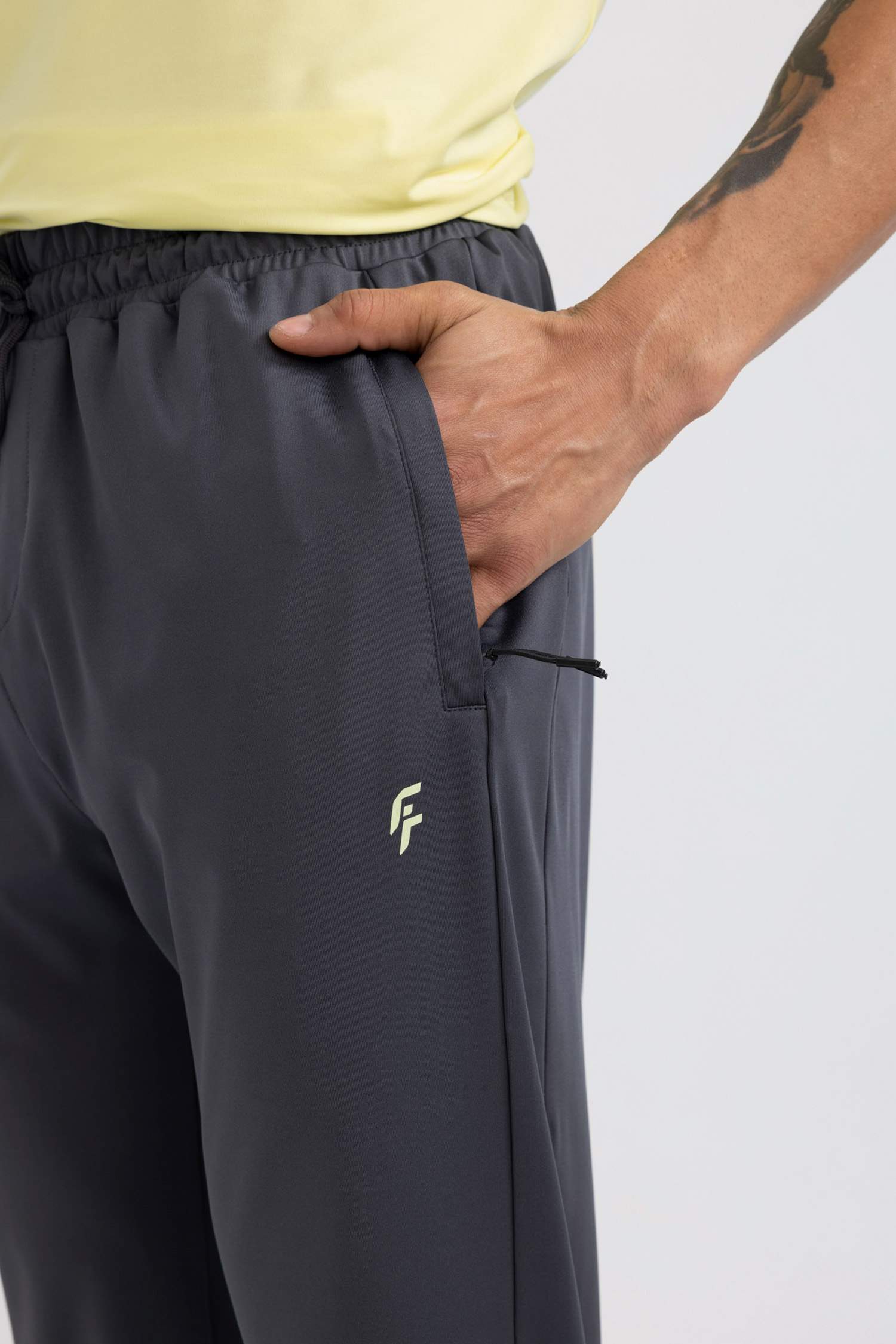 DeFactoFit Jogger Eşofman Altı Standart Fit Çift Cepli Standart Paça Skuba Dalgıç Kumaş