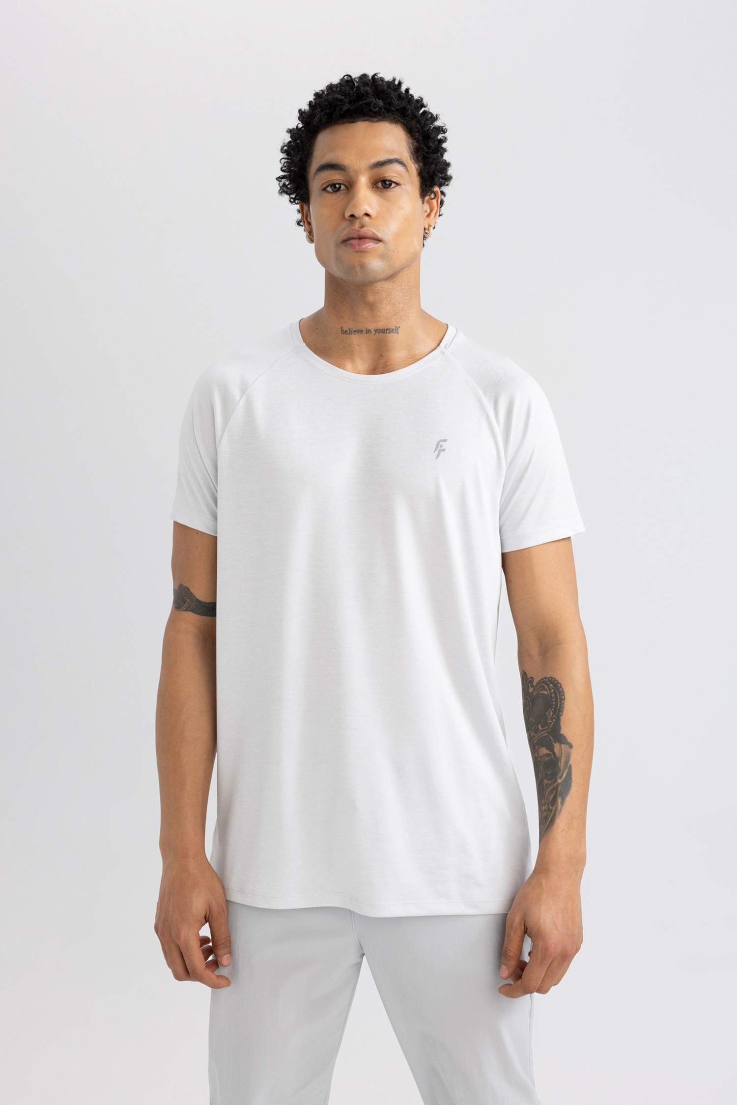 Standard Fit Crew Neck Sports Heavy Fabric T-Shirt