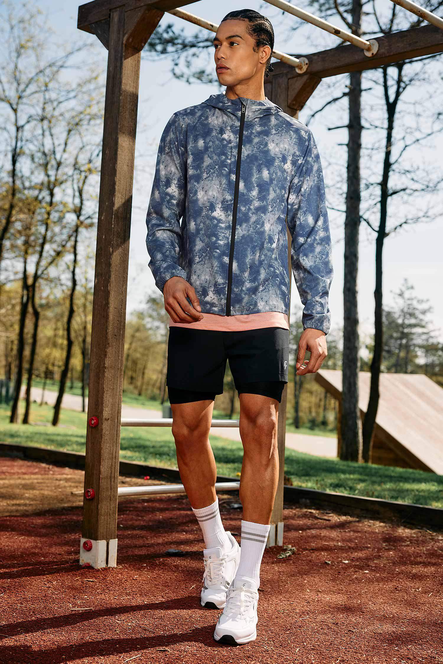 شورت محكم سليم فيت بجيب من DeFactoFit