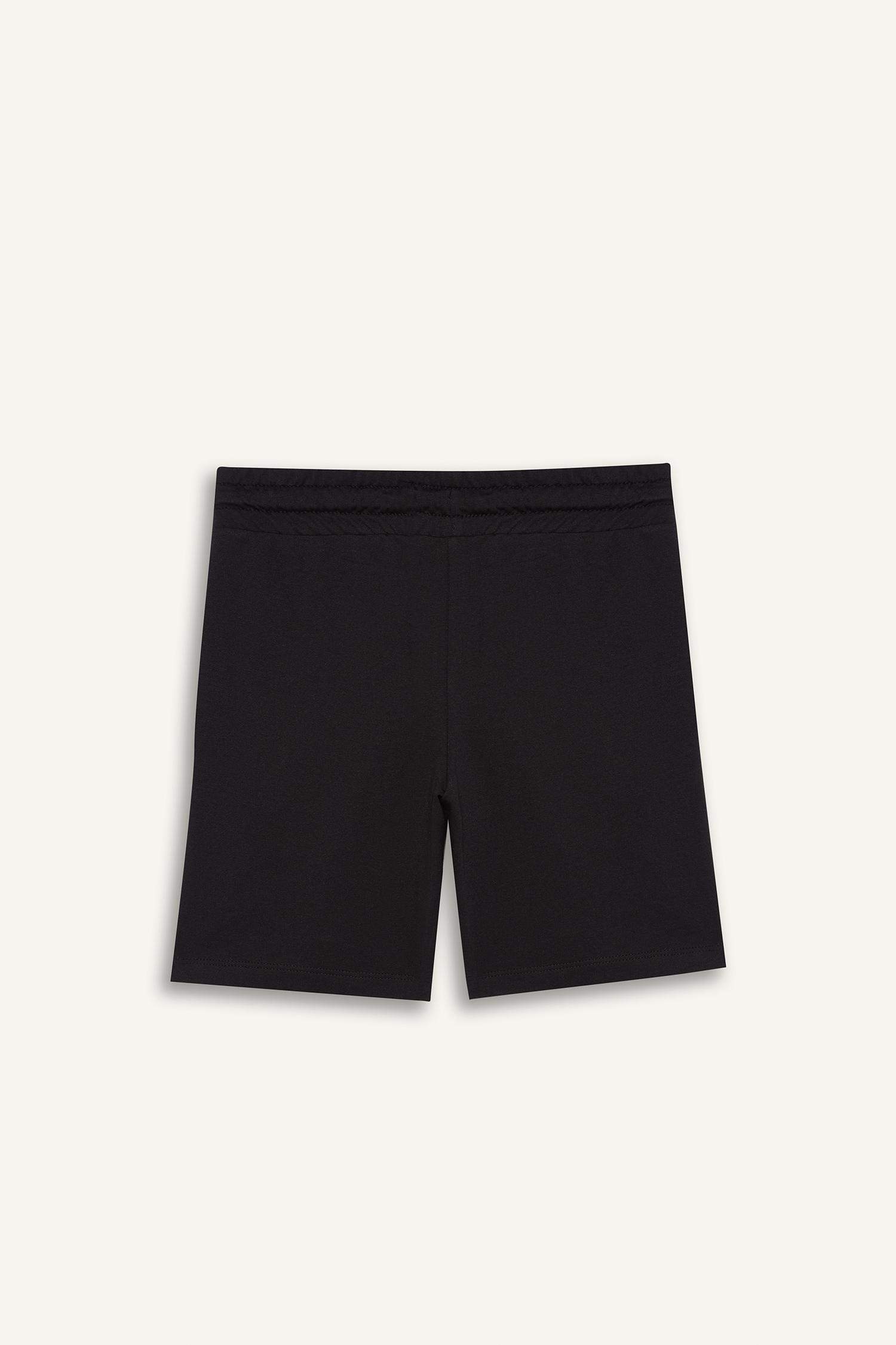 شورت برمودا بناتي