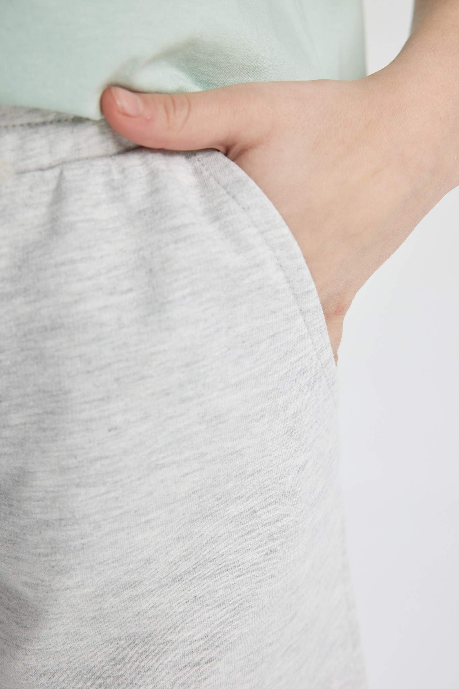 Қыздарға Шолақ шалбар