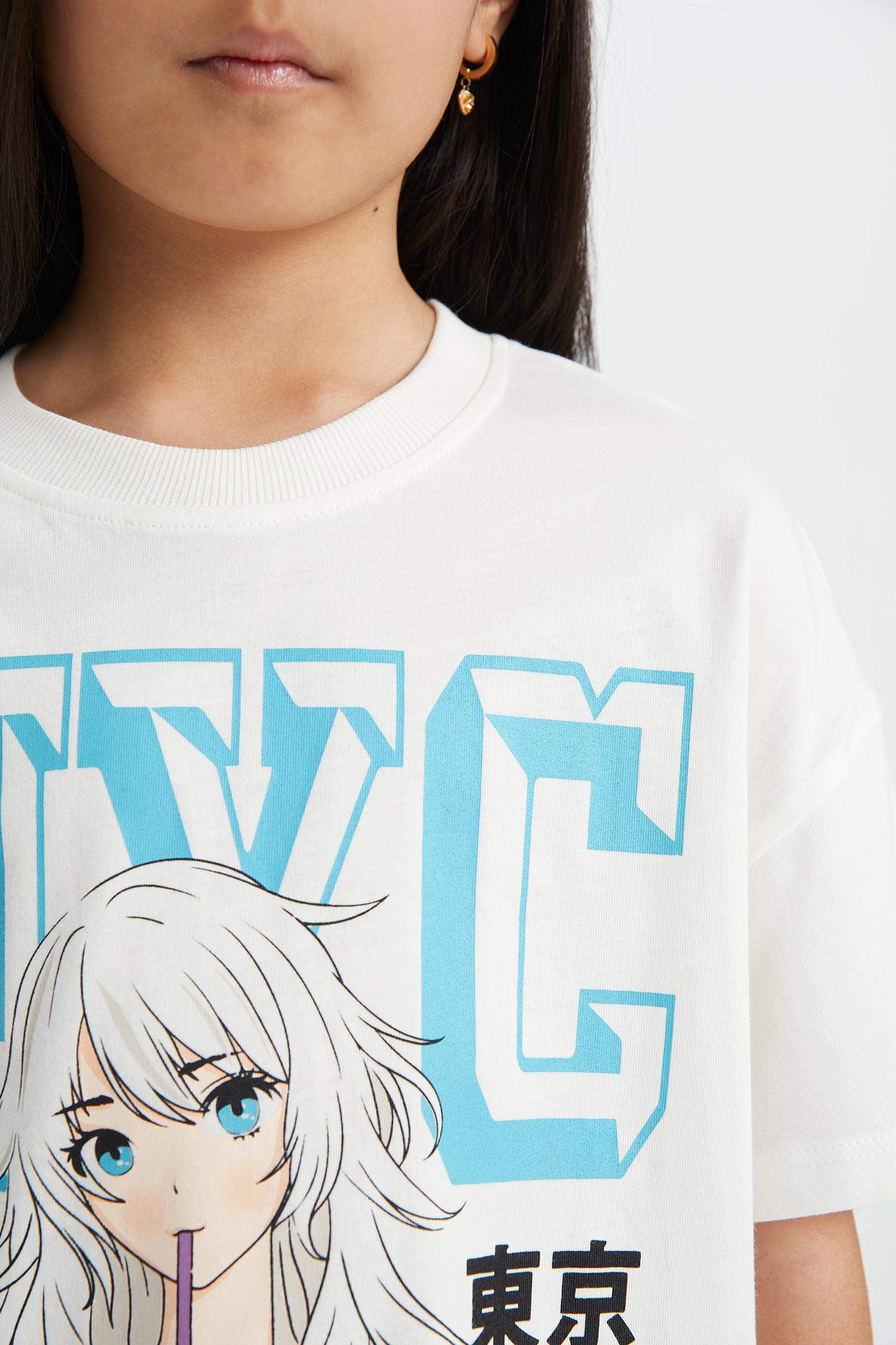 Girl Oversize Fit Crew Neck Short Sleeve T-Shirt