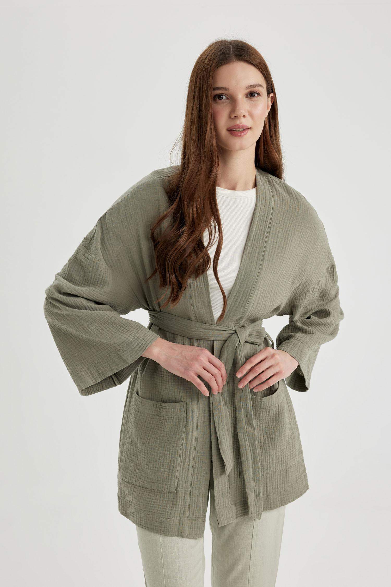 كيمونة موسلين قصة عادية بياقة V