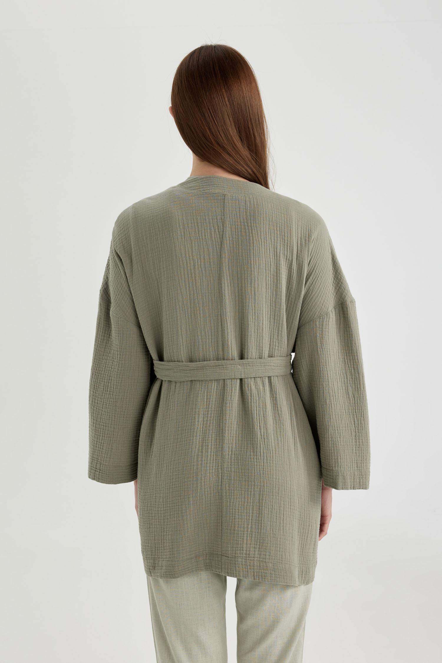 كيمونة موسلين قصة عادية بياقة V