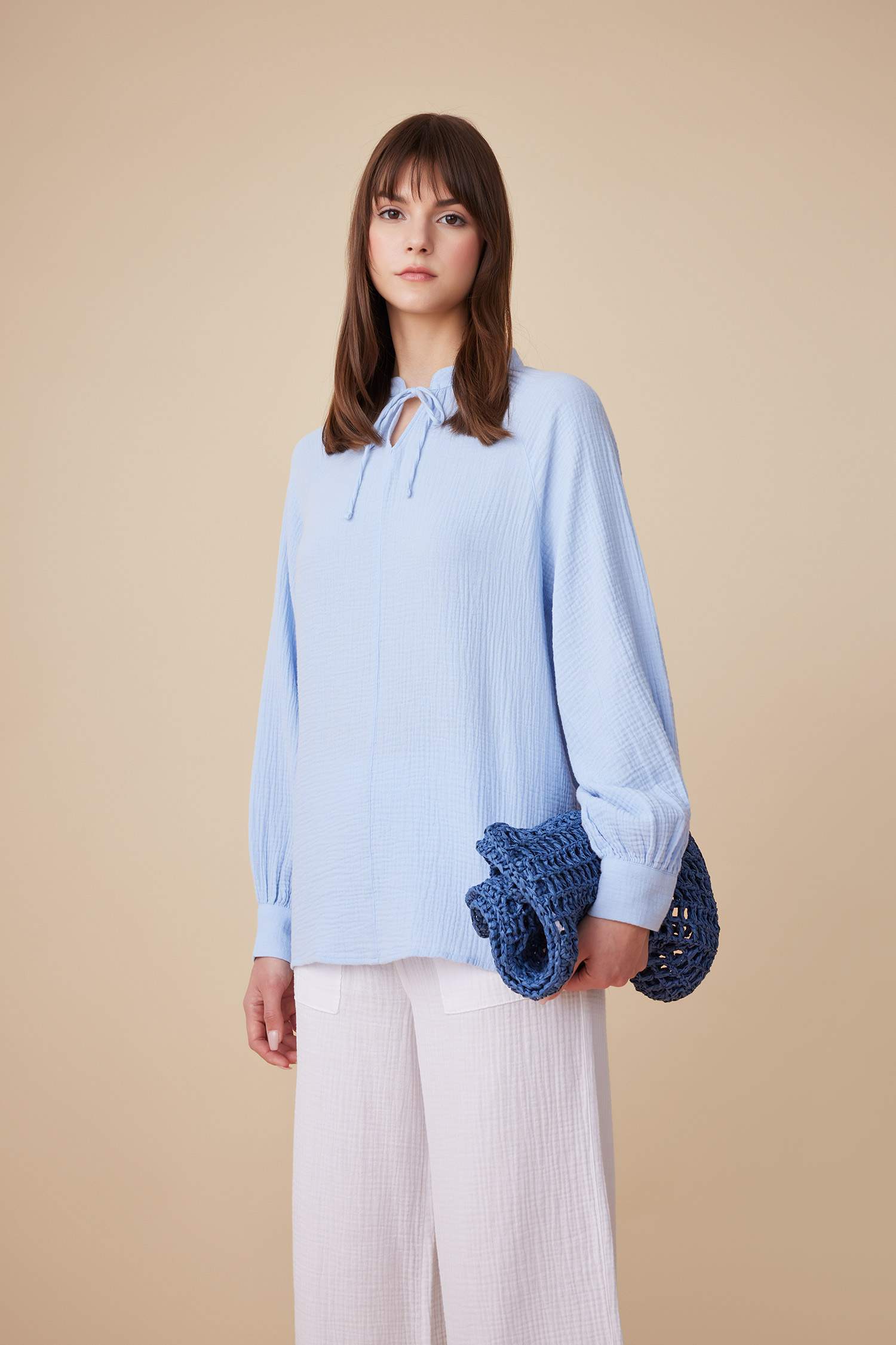 Bleu Clair FEMME Tunique À Manches Longues en Mousseline Coupe Régulière  3049191 | DeFacto, image size:1500x2250