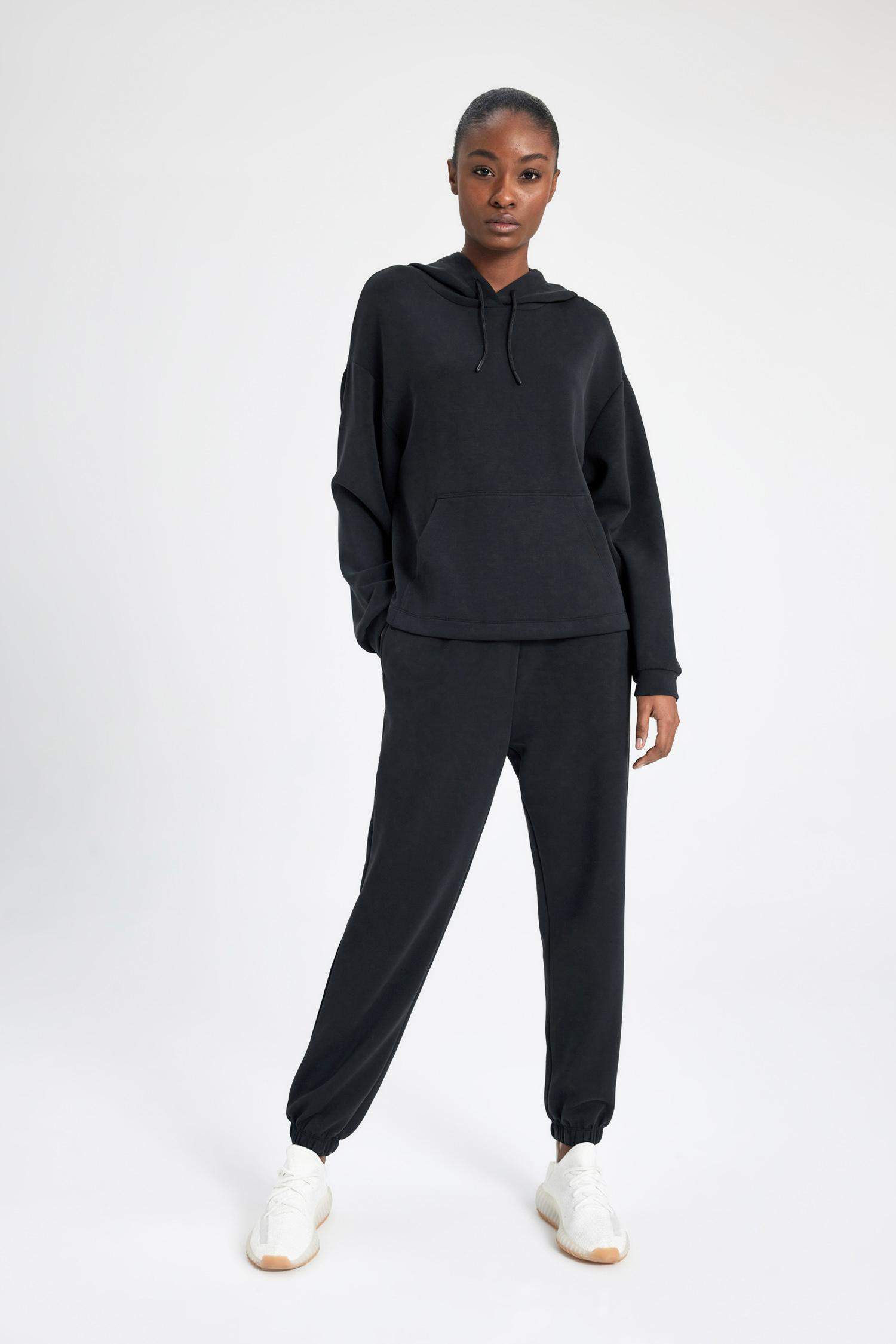 Oversize Geniş Kalıp Modal Kapüşonlu Kanguru Cepli Sporcu Sweatshirt