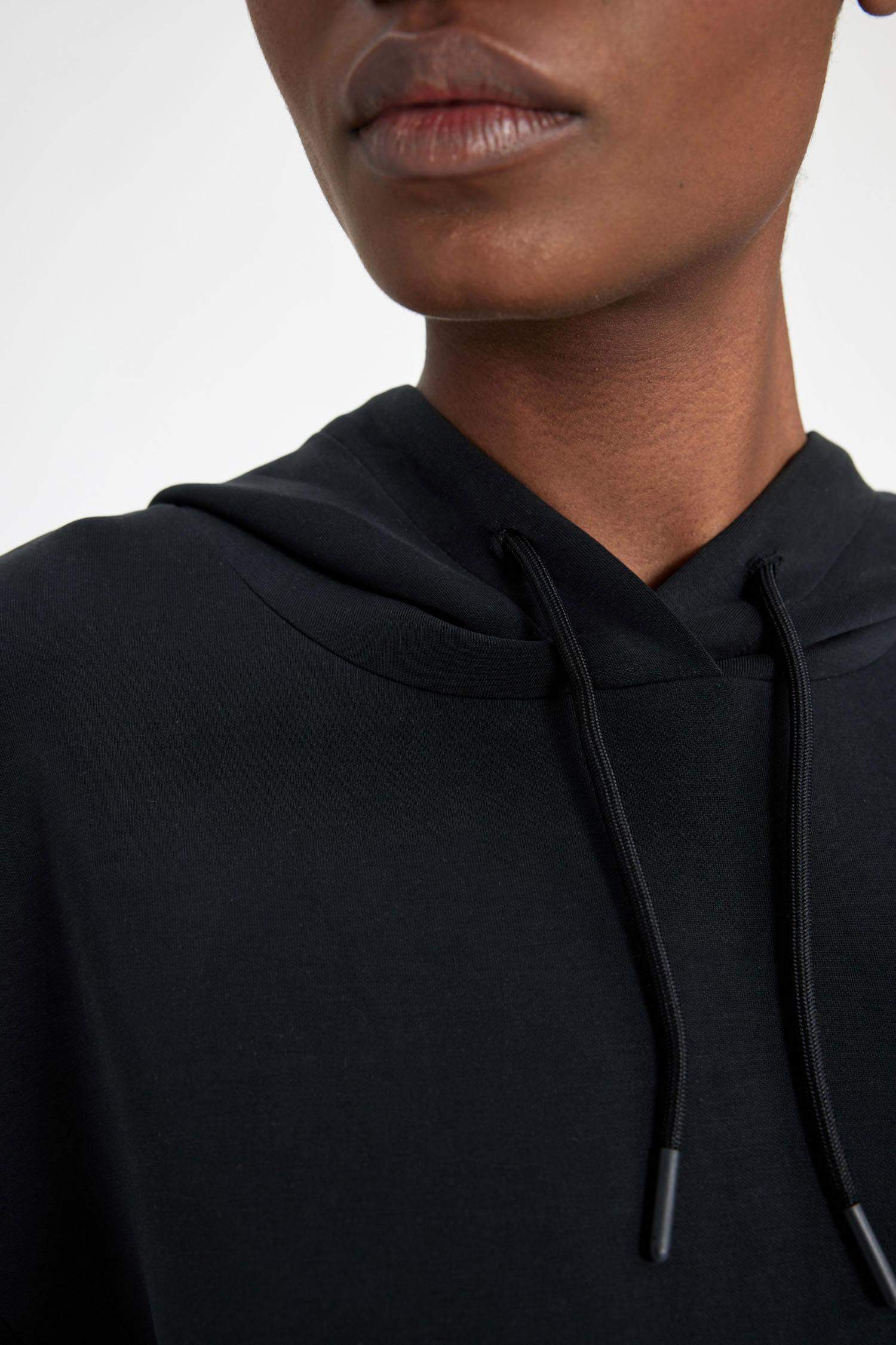 Oversize Geniş Kalıp Modal Kapüşonlu Kanguru Cepli Sporcu Sweatshirt