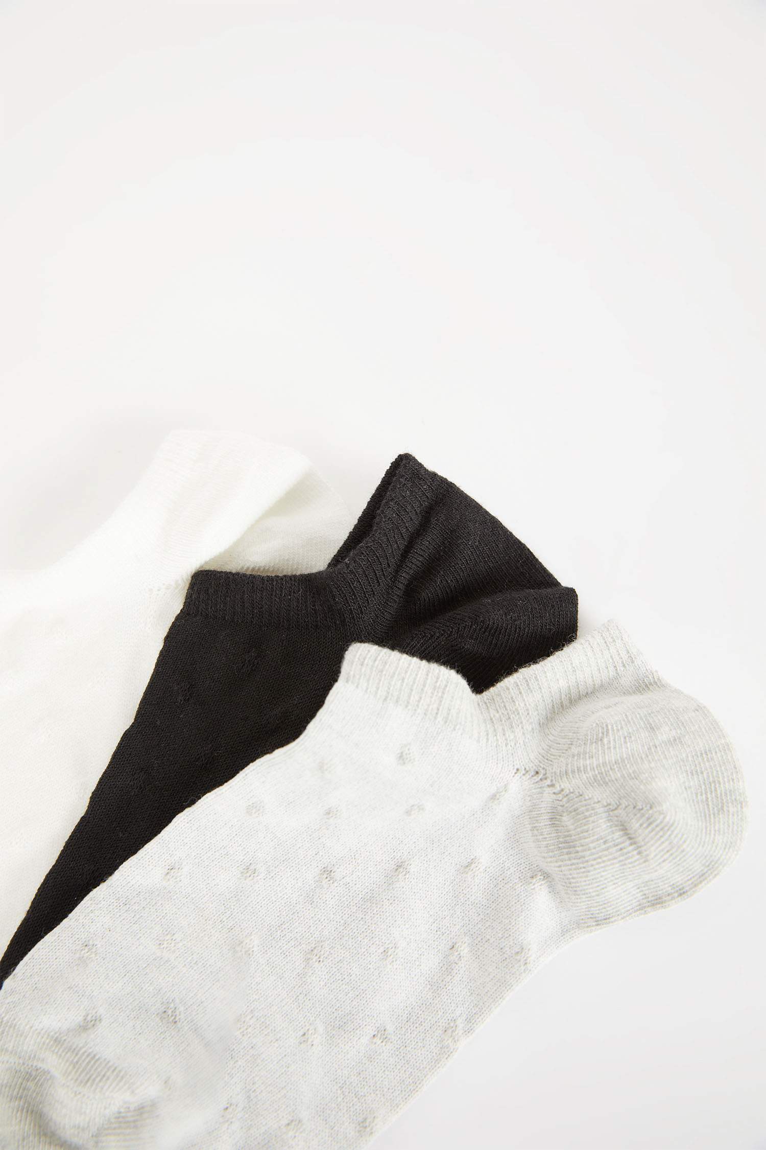 Woman 3 piece Step Socks