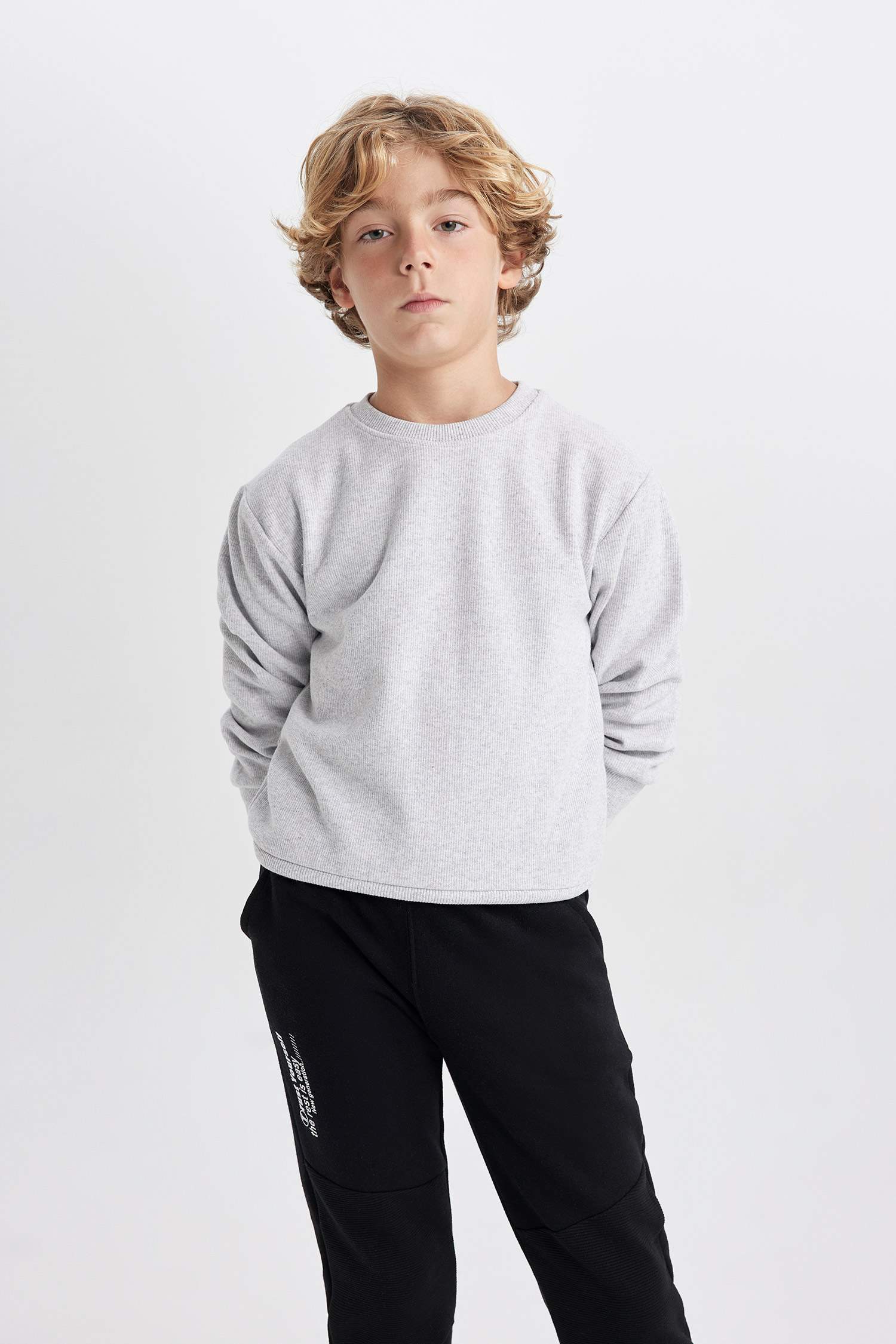 Erkek Çocuk Bisiklet Yaka Selanik Kumaş Basic Düz Sweatshirt