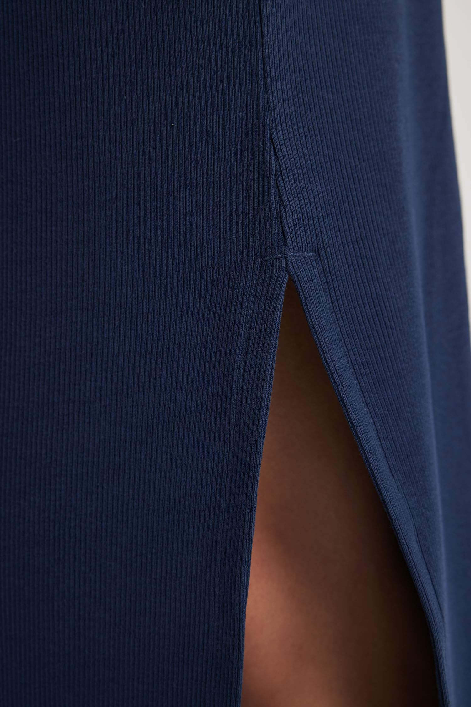 Jupe Longue en Maille Côtelée Ajustée