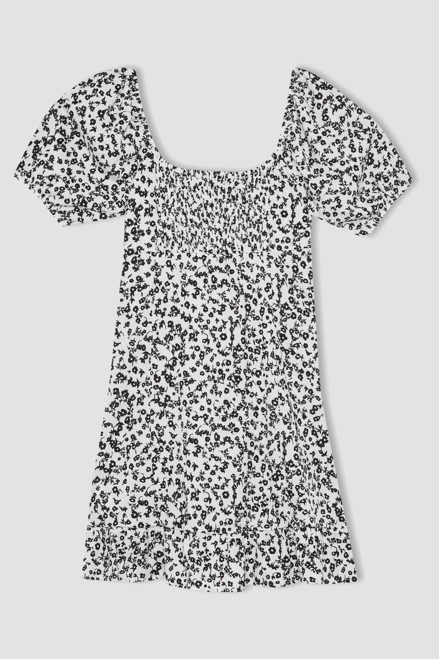 Coool a-сызықты гүлді жүрек жағасы қысқа жеңді Қысқа жеңді трикотаж көйлек