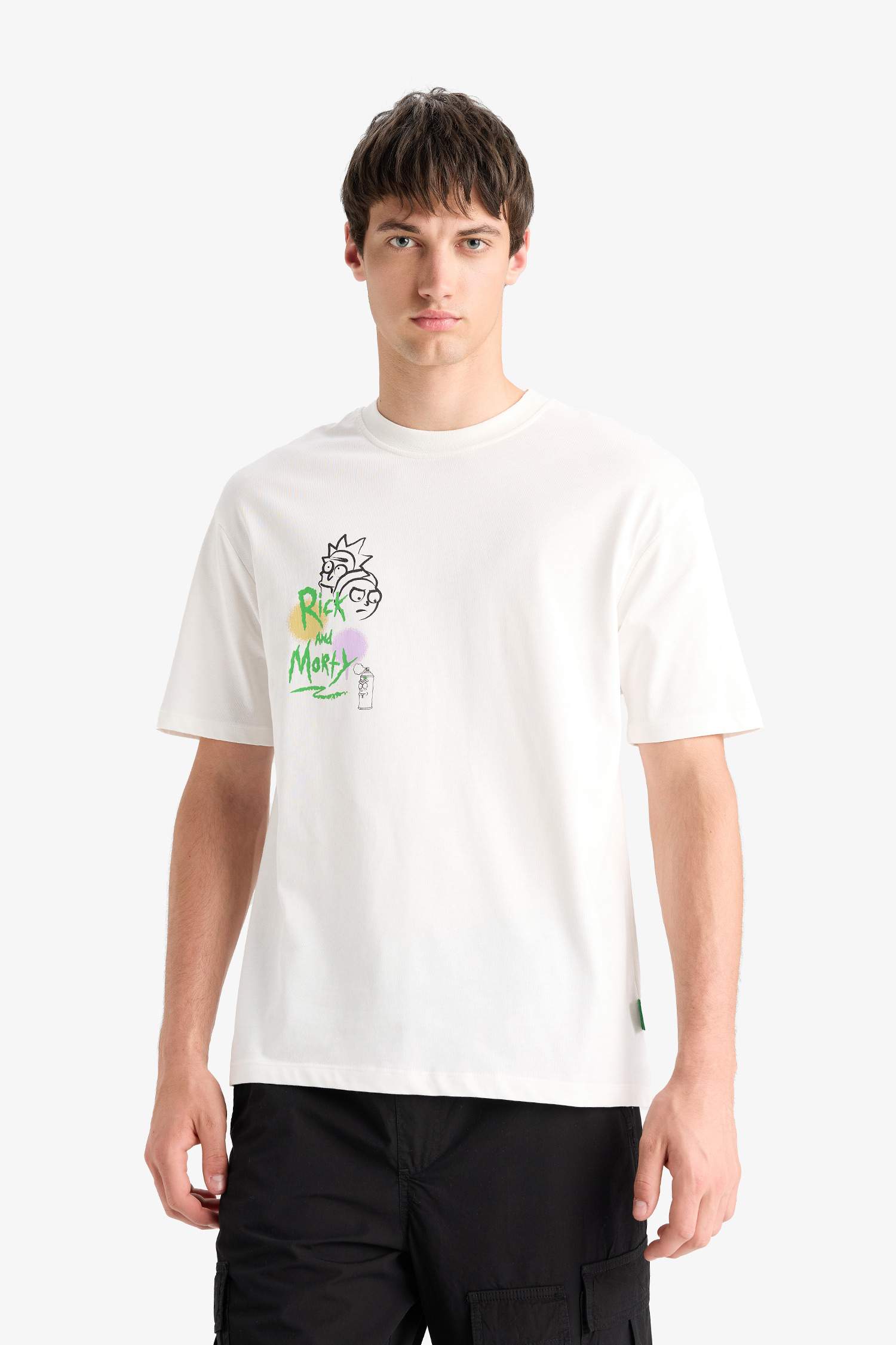 %100 Pamuk Rick and Morty Comfort Regular Fit Rahat Kalıp Bisiklet Yaka Sırt Baskılı Kısa Kollu Tişört