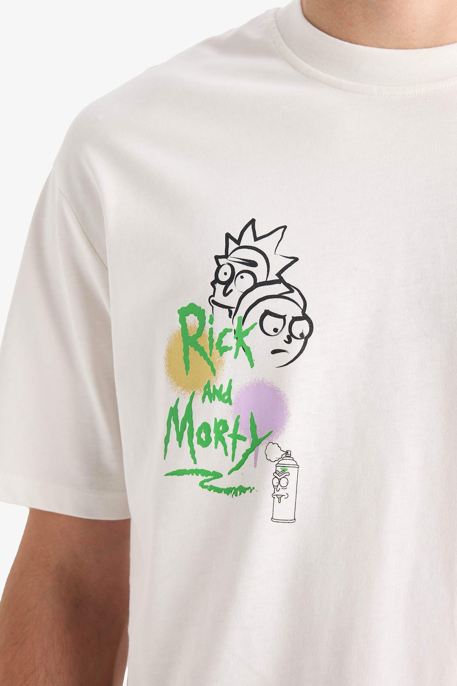 %100 Pamuk Rick and Morty Comfort Regular Fit Rahat Kalıp Bisiklet Yaka Sırt Baskılı Kısa Kollu Tişört