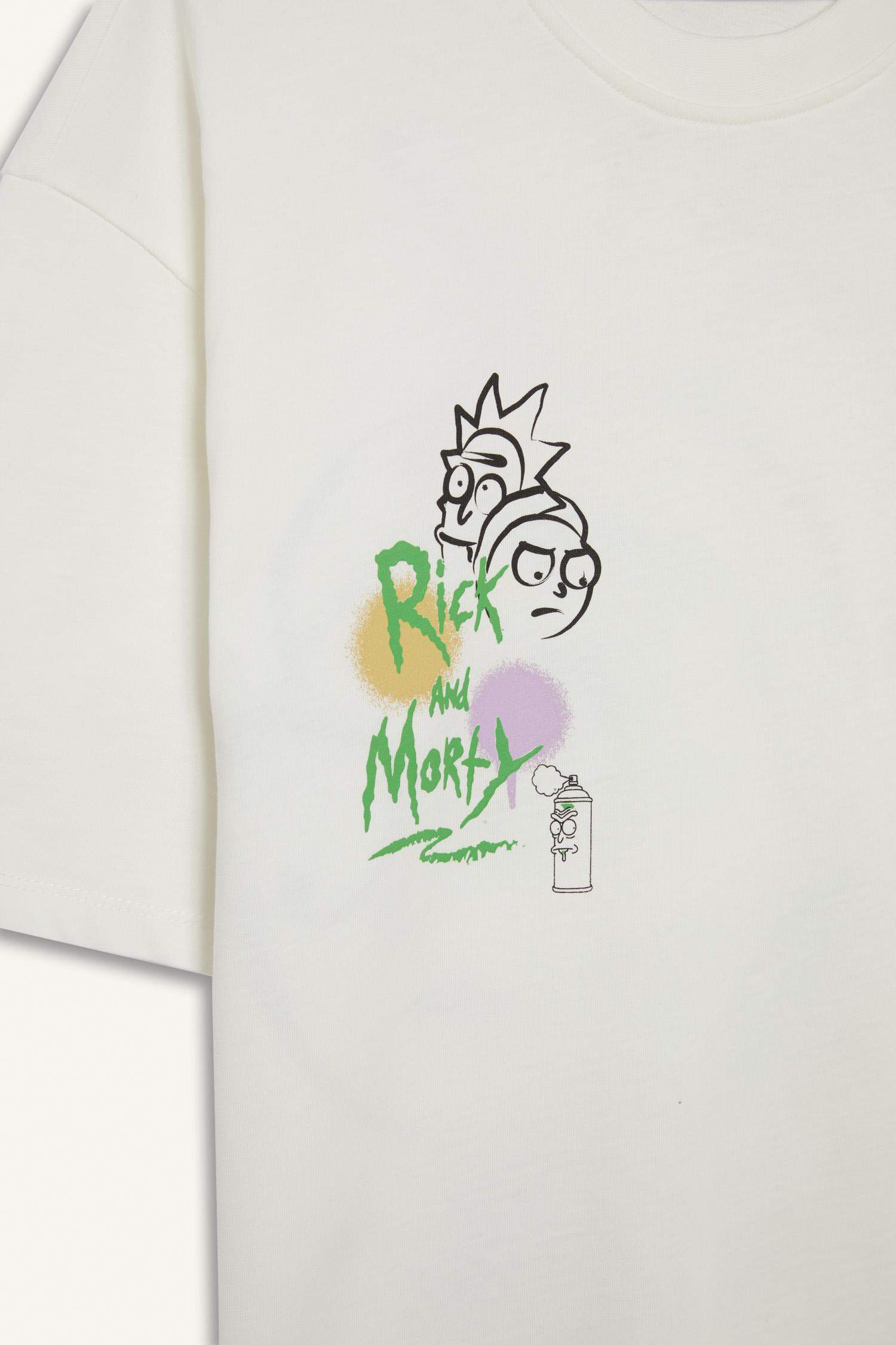 %100 Pamuk Rick and Morty Comfort Regular Fit Rahat Kalıp Bisiklet Yaka Sırt Baskılı Kısa Kollu Tişört