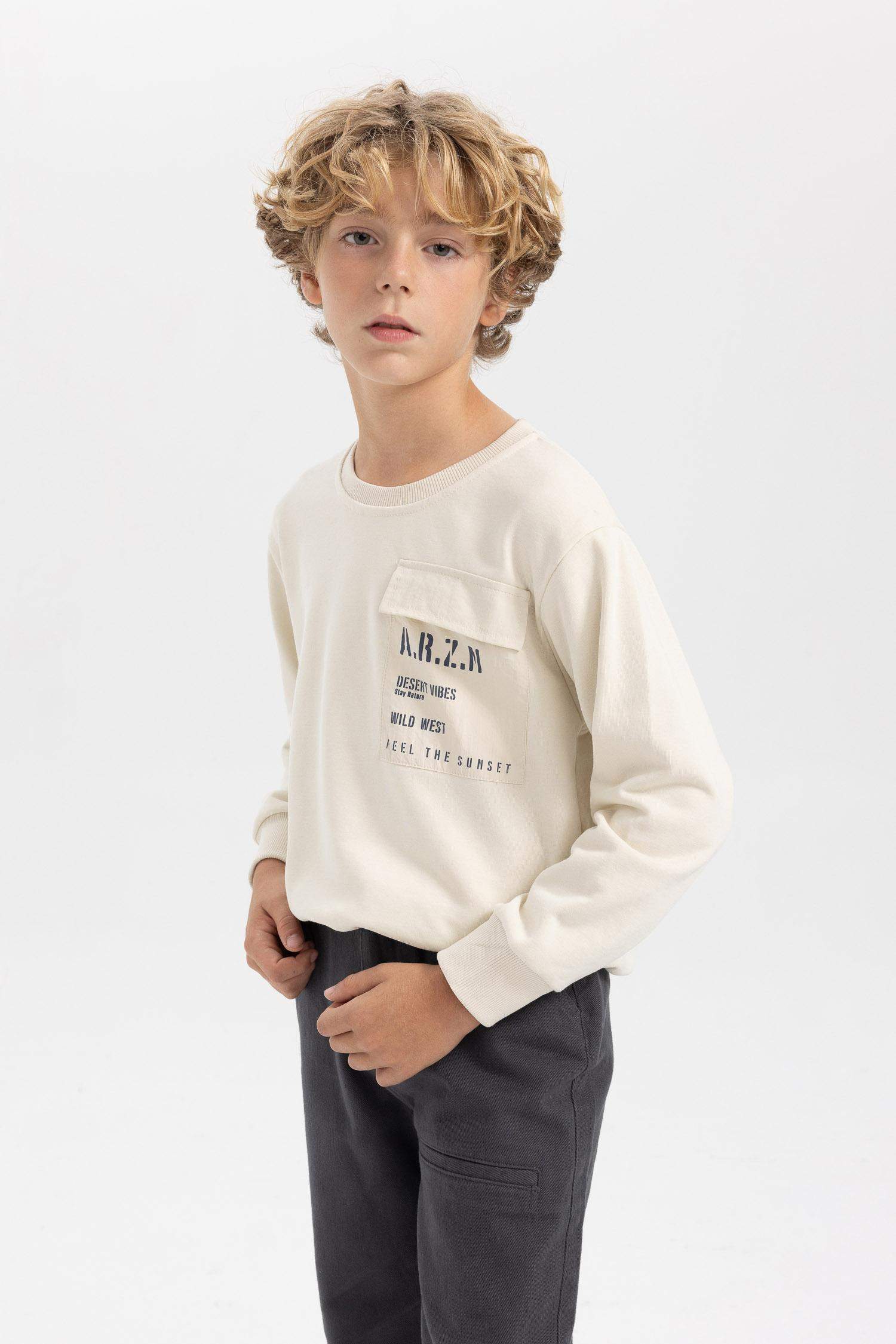 Boy Crew Neck Pocket Printed Sweatshirt