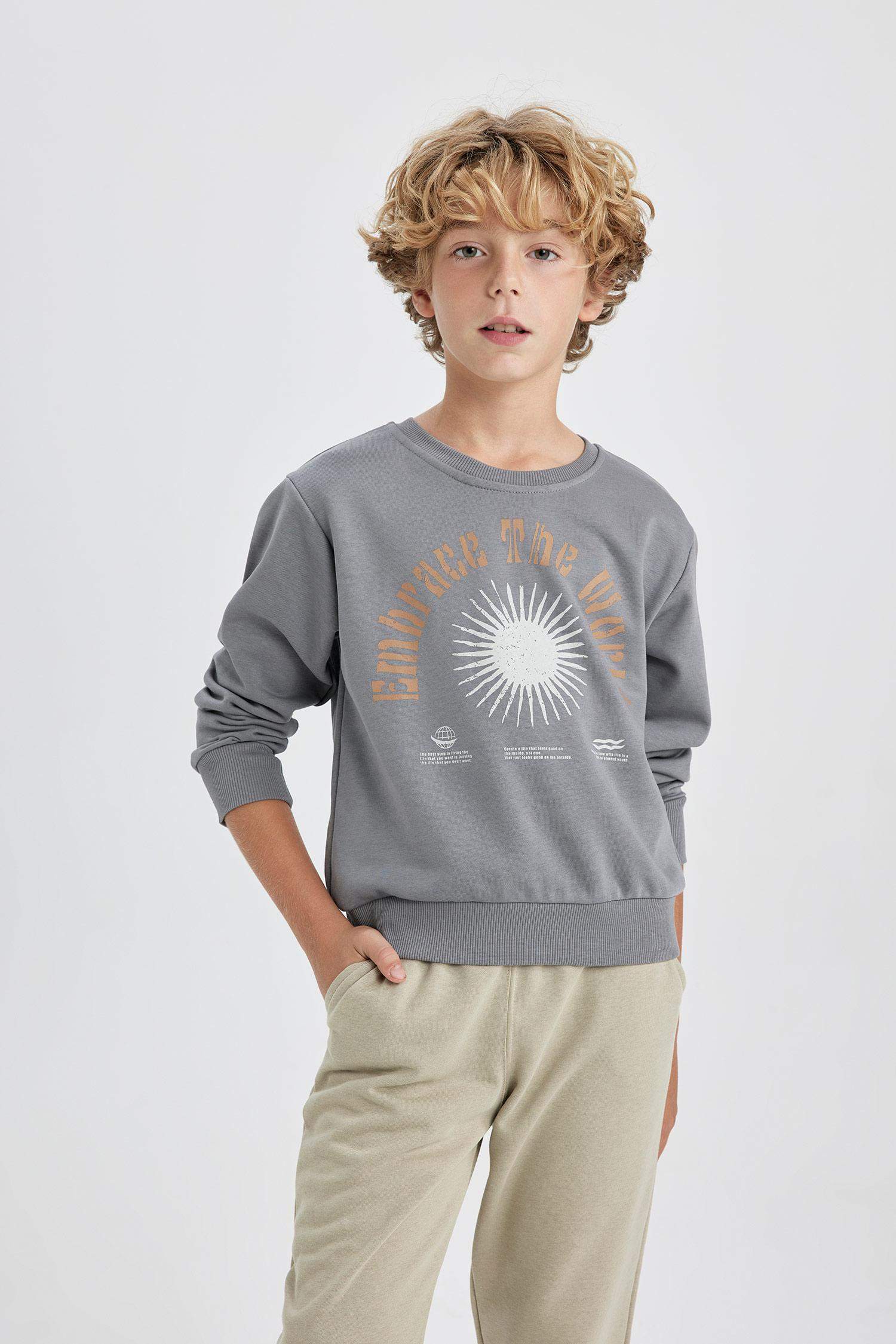 Boy Crew Neck Printed Sweatshirt