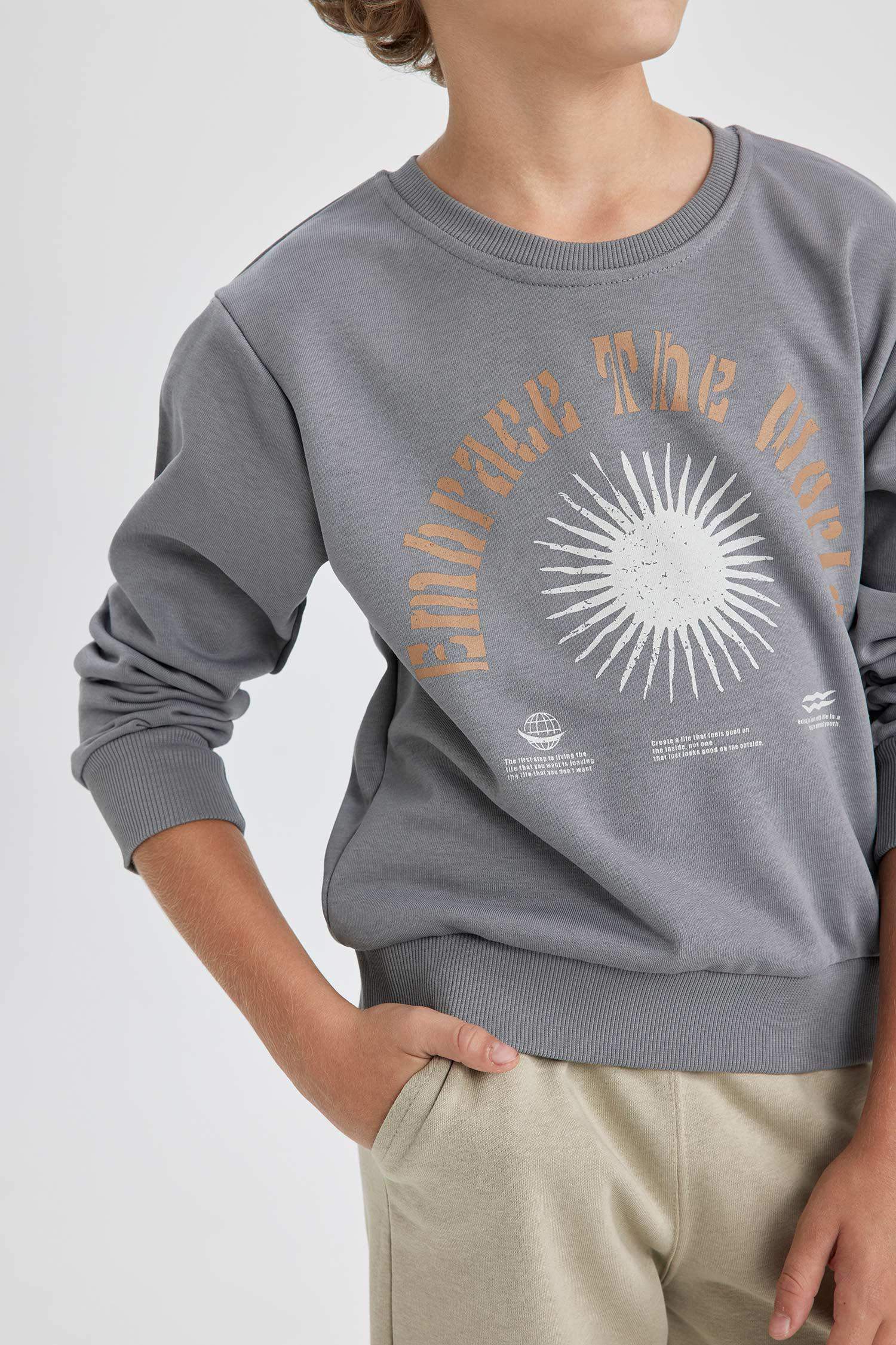 Boy Crew Neck Printed Sweatshirt