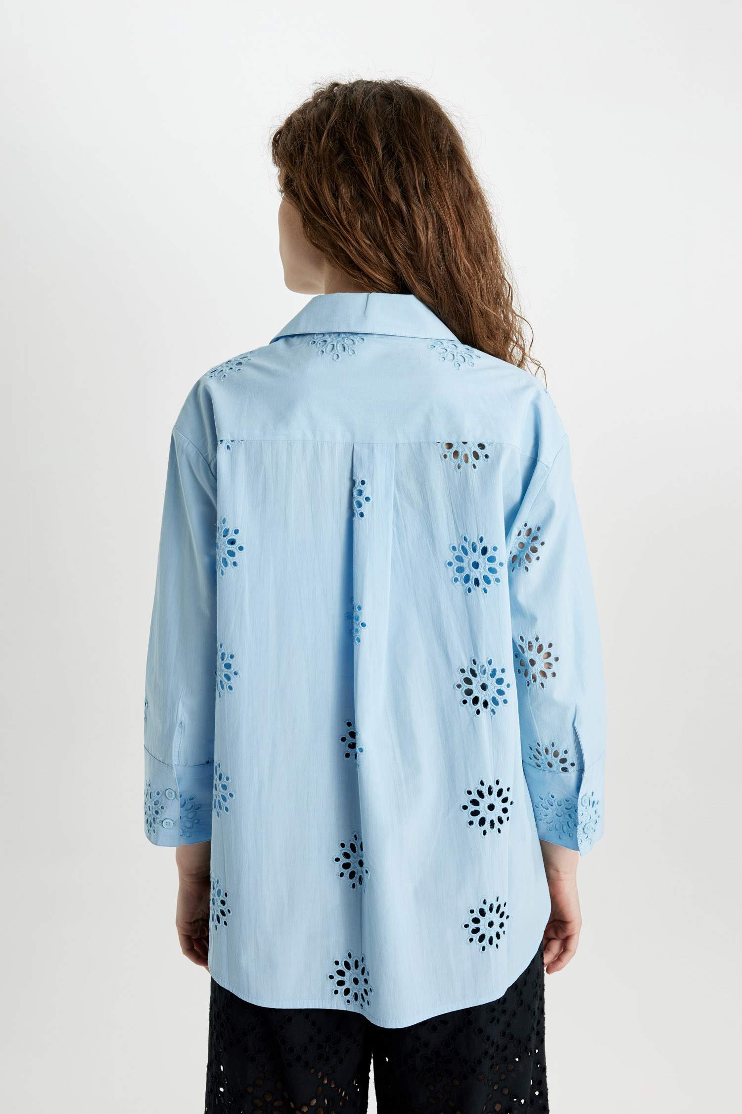 Oversize Fit Shirt Collar Embroidery Shirt