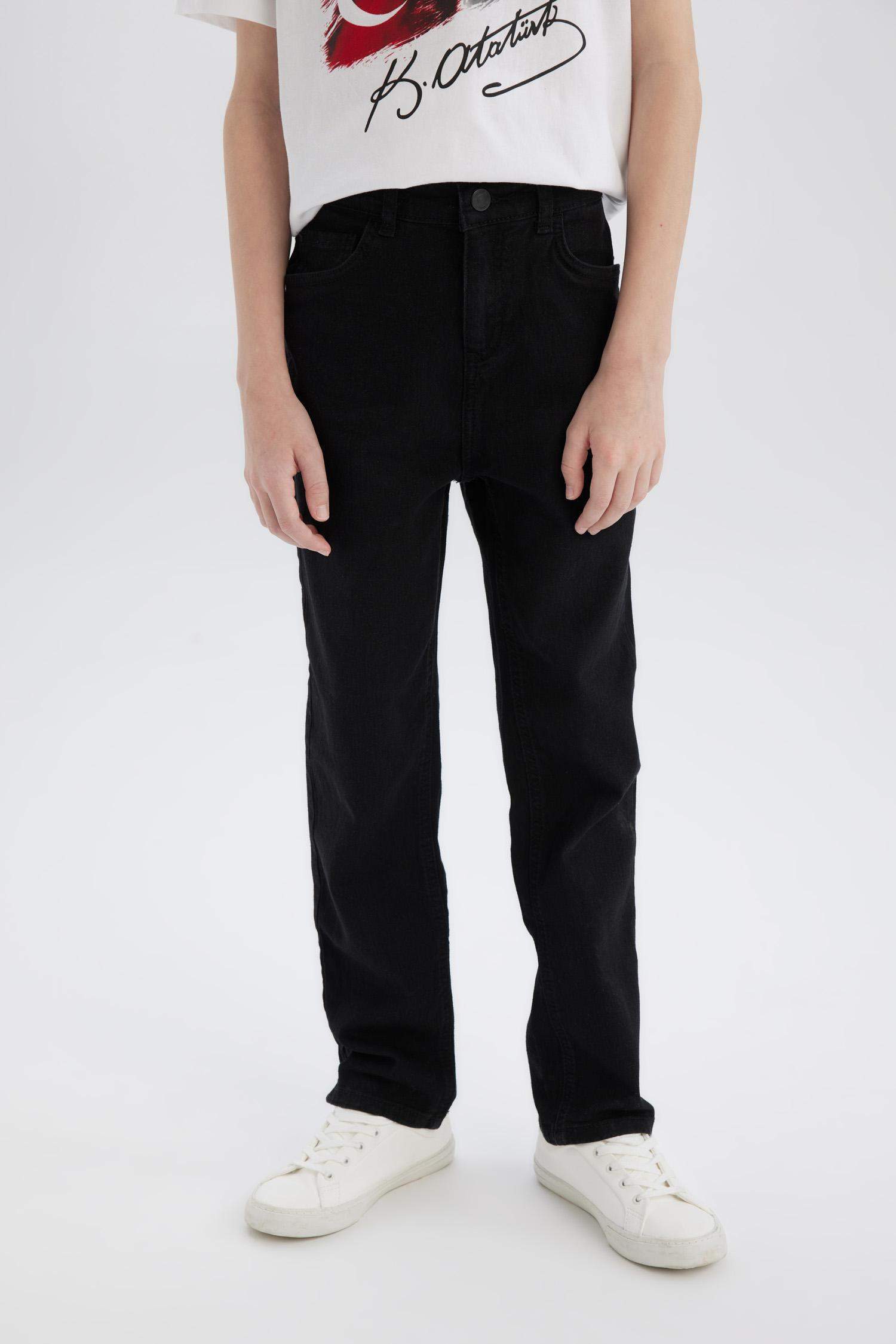 Boy Straight Fit Standard Leg Jeans