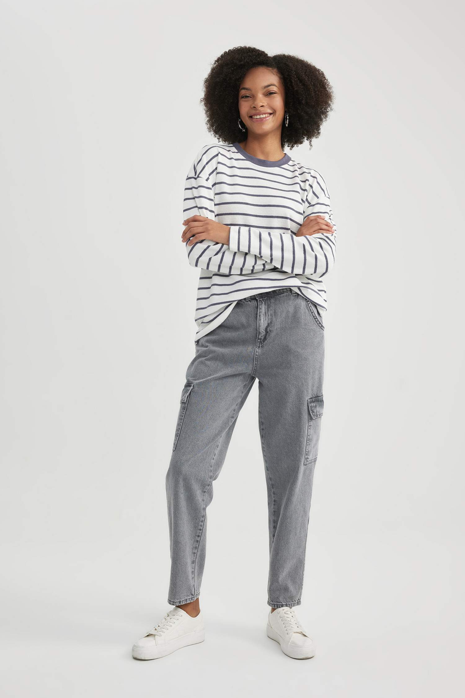 بنطلون جينز كارجو خصر عالي