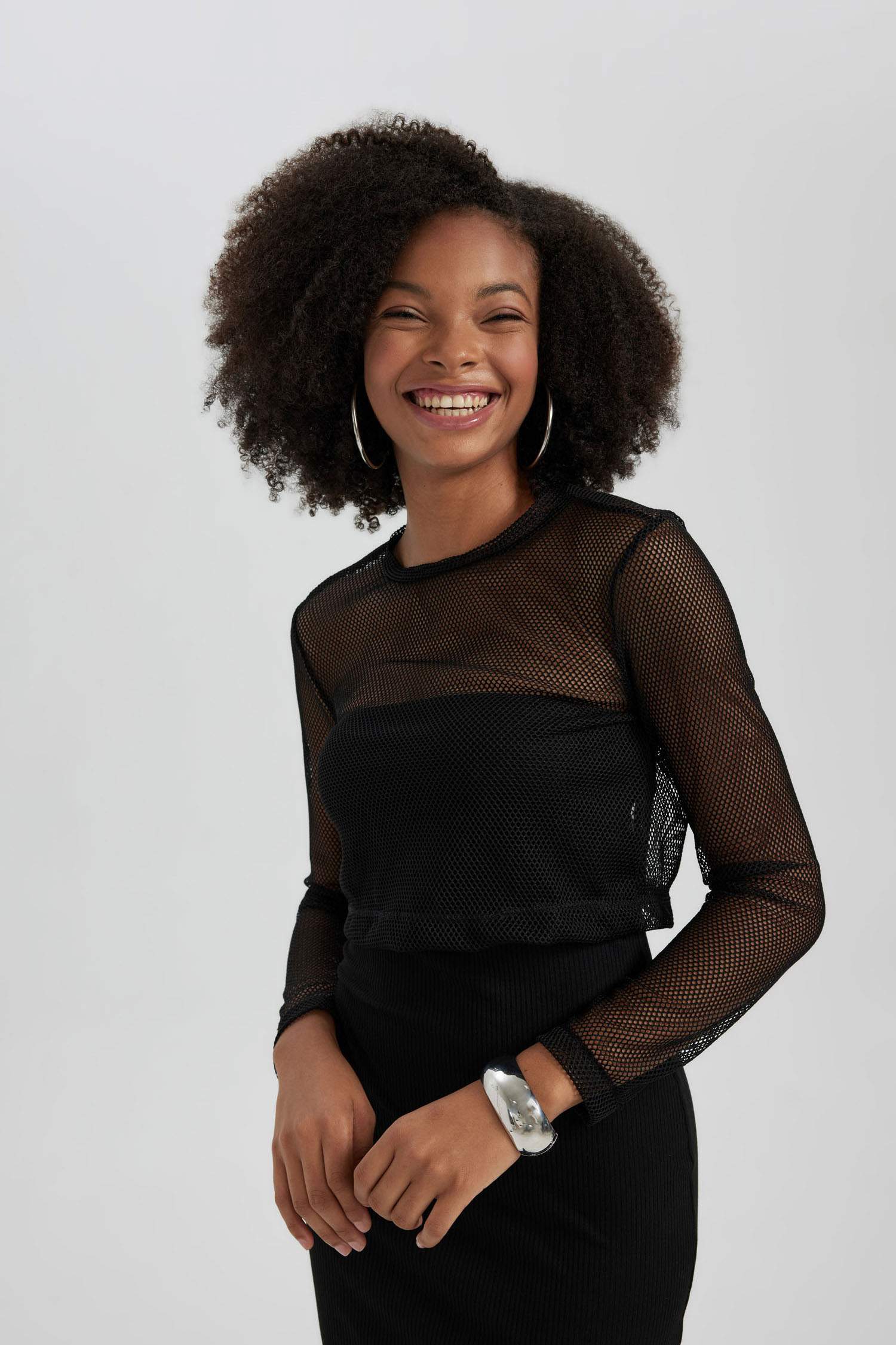 Fitted Crop Uzun Kollu File Tişört