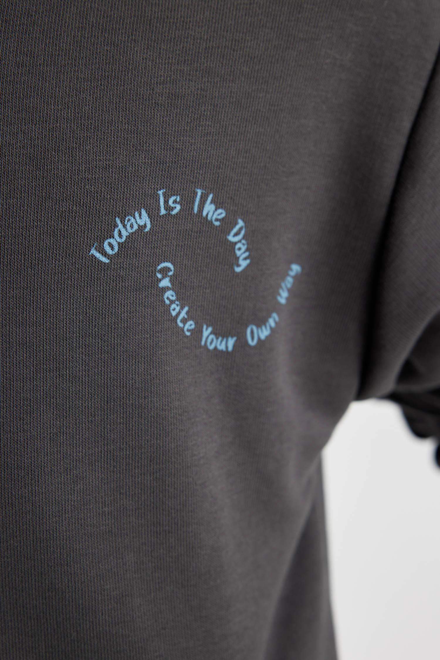 Свитшот с капюшоном стандартного кроя для мальчиков