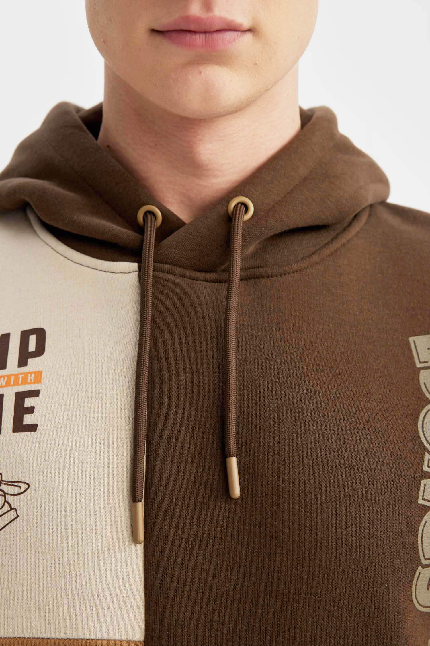 Looney Tunes Boxy Fit Hooded Back Printed Sweatshirt