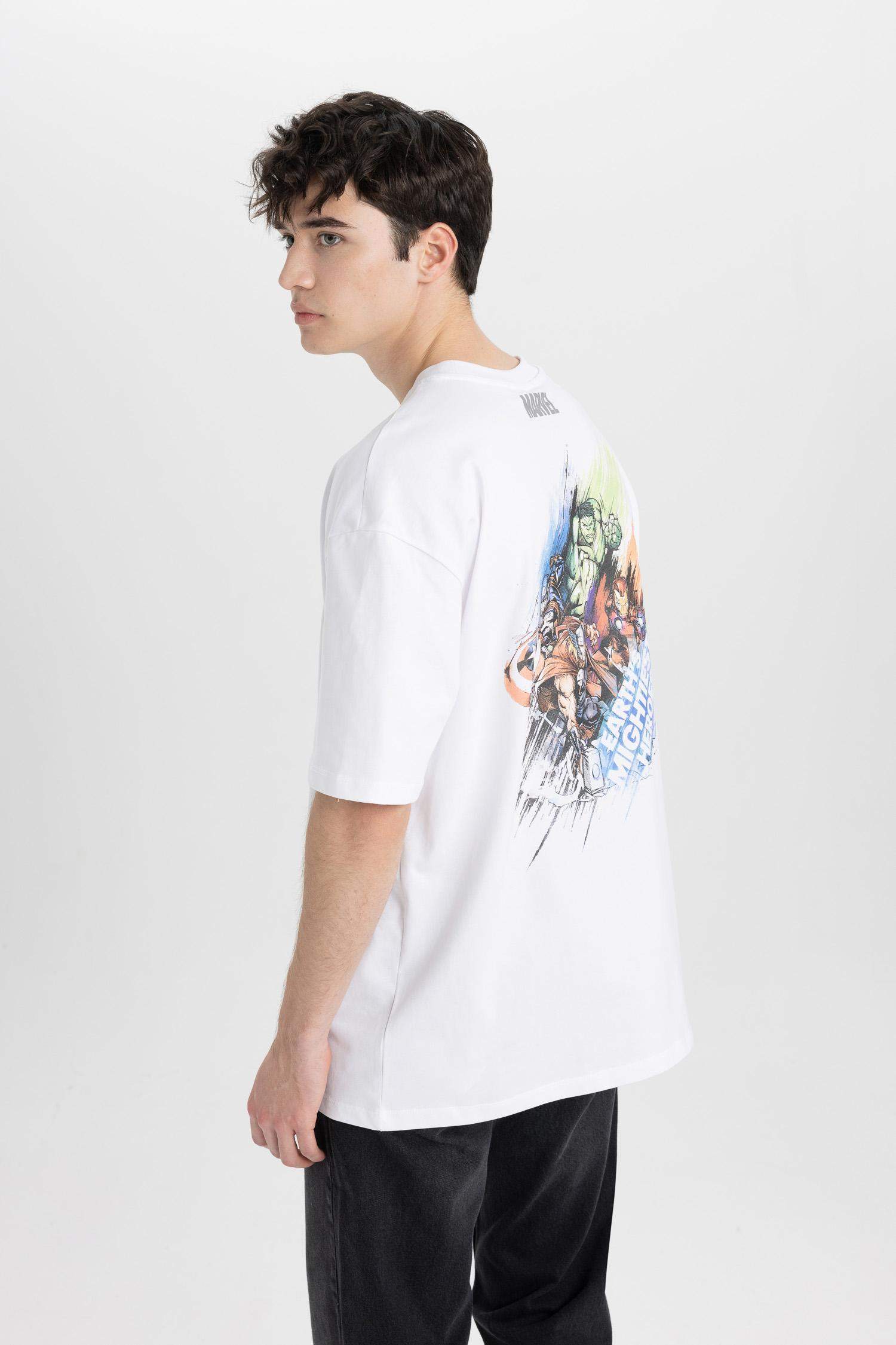 Oversize Fit Avengers Crew Neck Printed Short Sleeve T-Shirt