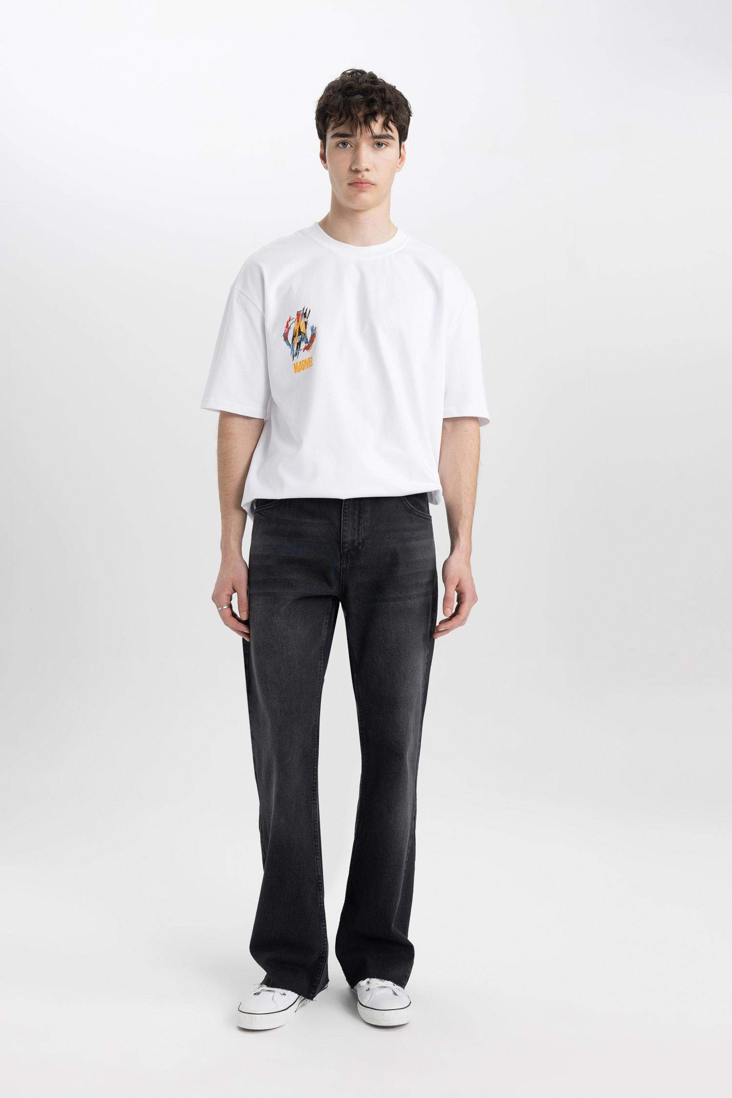 Oversize Fit Avengers Crew Neck Printed Short Sleeve T-Shirt