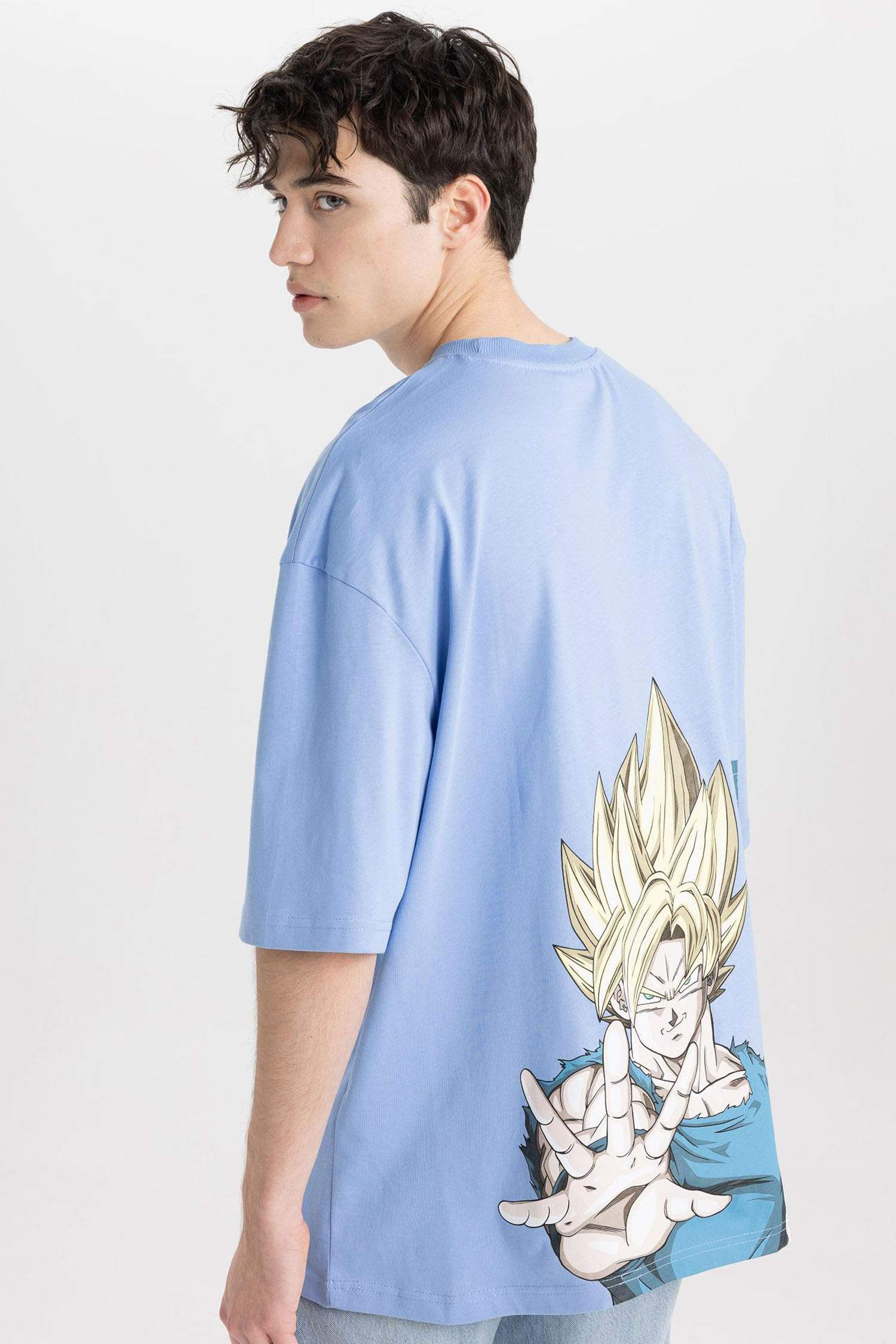 Футболка Dragon Ball с круглым вырезом